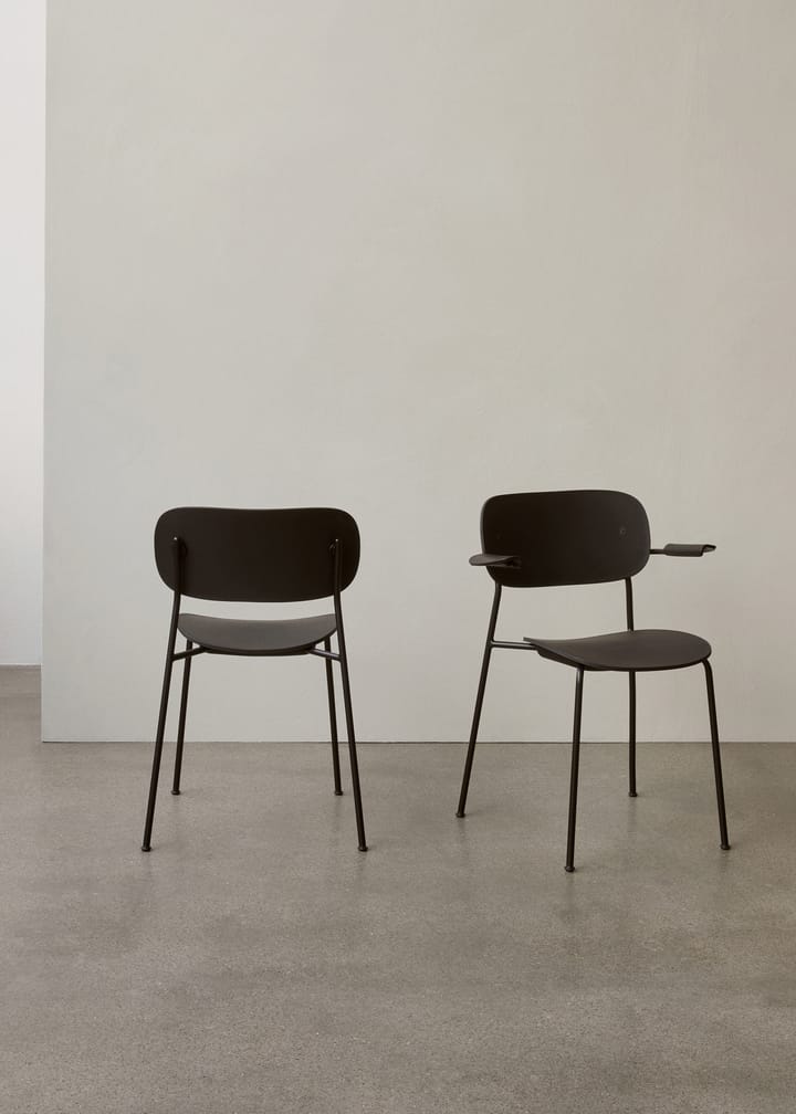 Co eettafelstoel met armleuningen - Zwart-kunststof - MENU