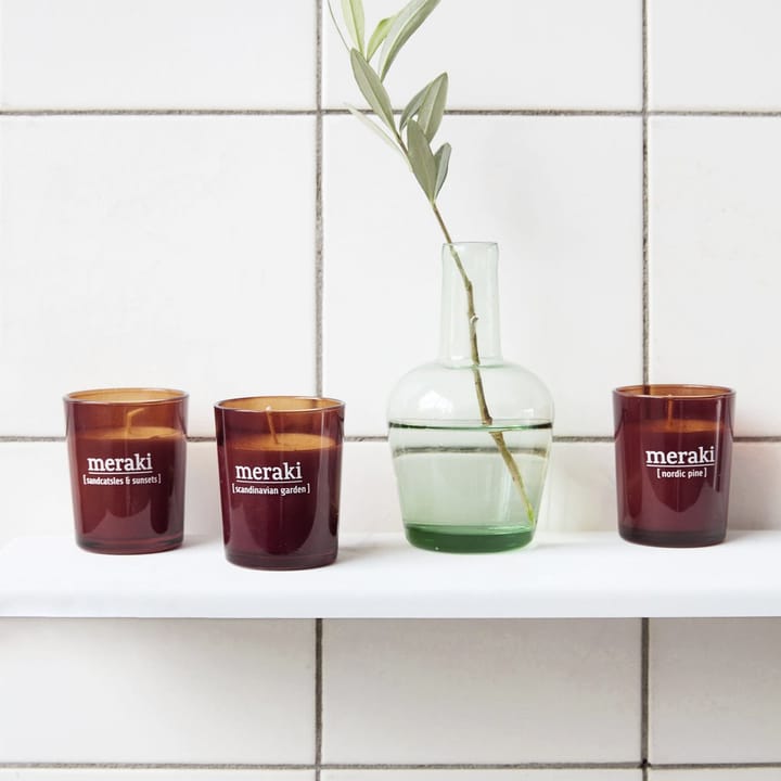 Meraki geurkaars bruin glas - 12 uur, nordic pine Meraki
