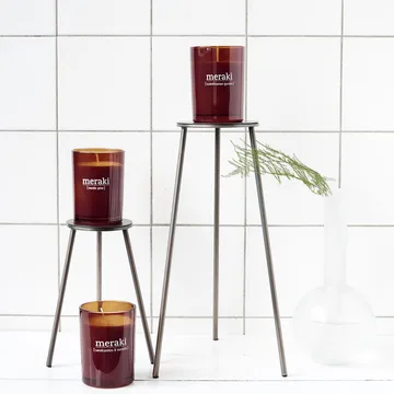 Meraki geurkaars bruin glas - 35 uur - nordic pine - Meraki