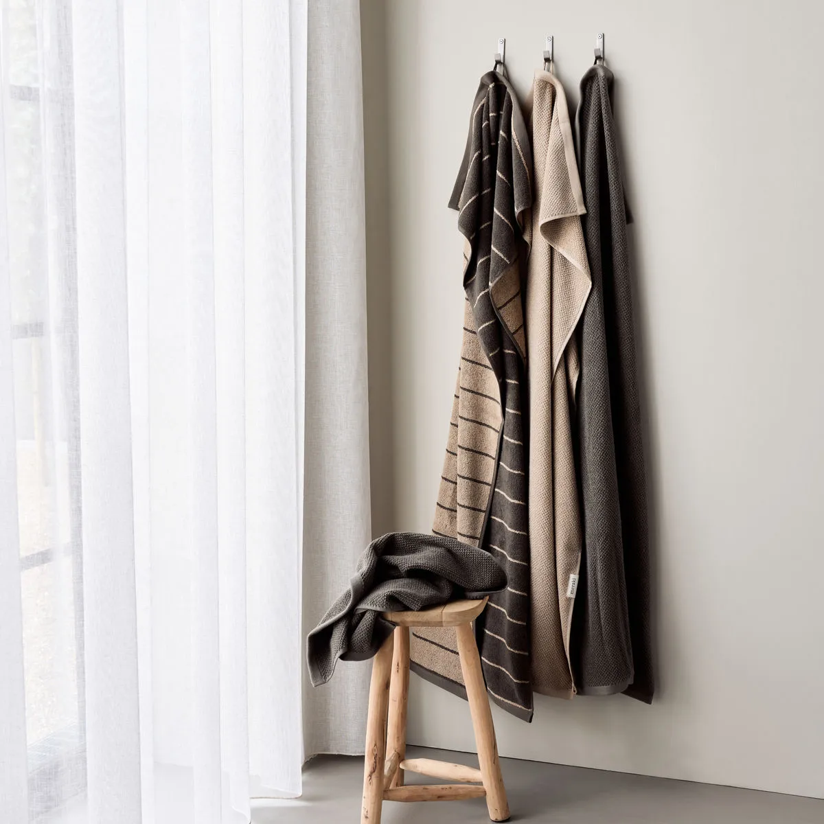 Stripe handdoek 70x140 cm, Army Meraki