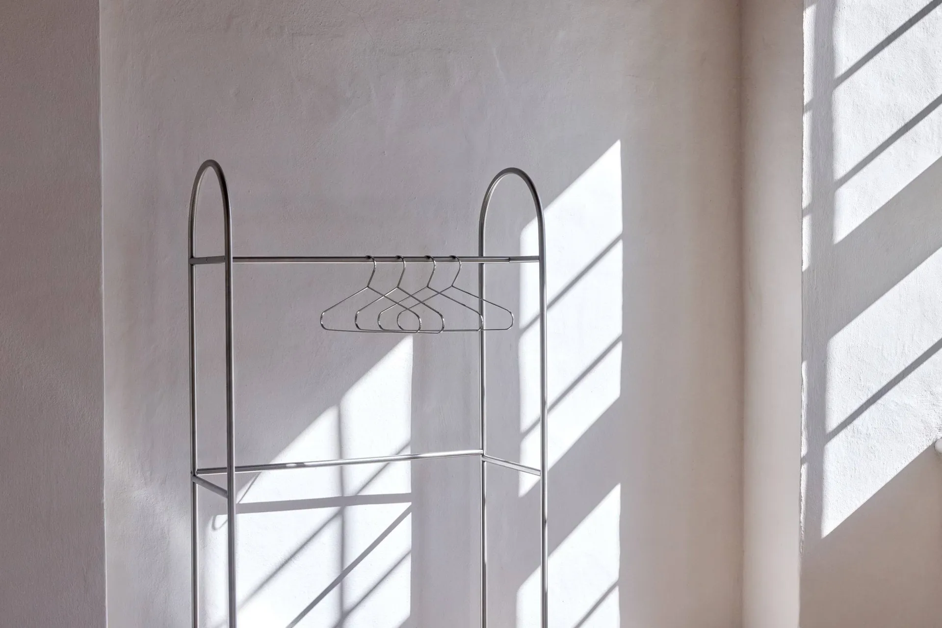 Arch kledingrek, Zilverkleurig, 39x92x186 cm Mette Ditmer