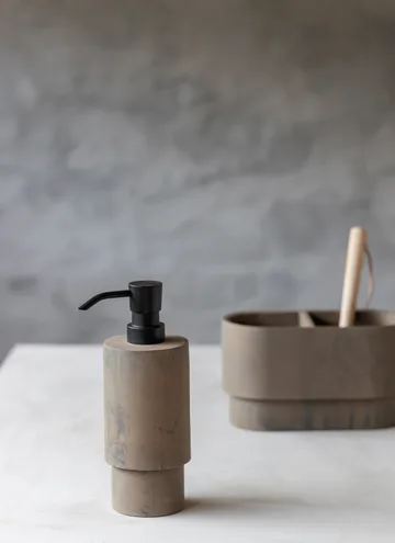 Attitude kitchen zeeppompje 19 cm - Ochre - Mette Ditmer
