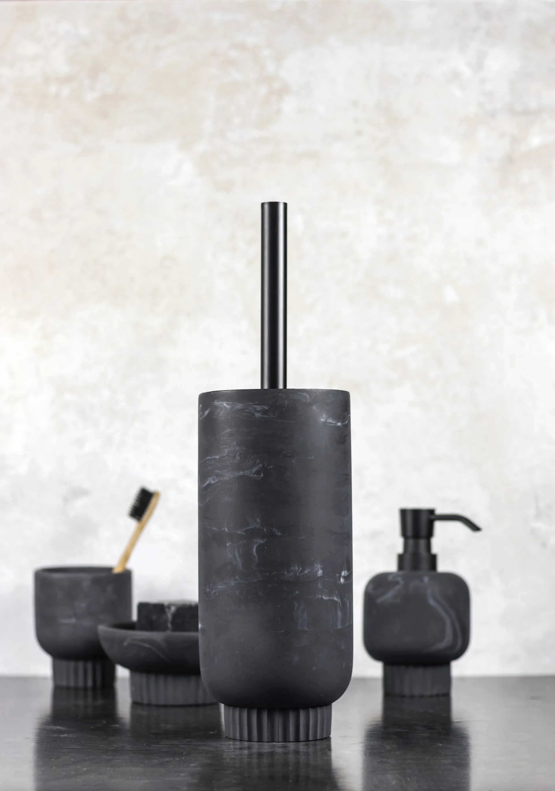 Attitude toiletborstel, Zwart Mette Ditmer