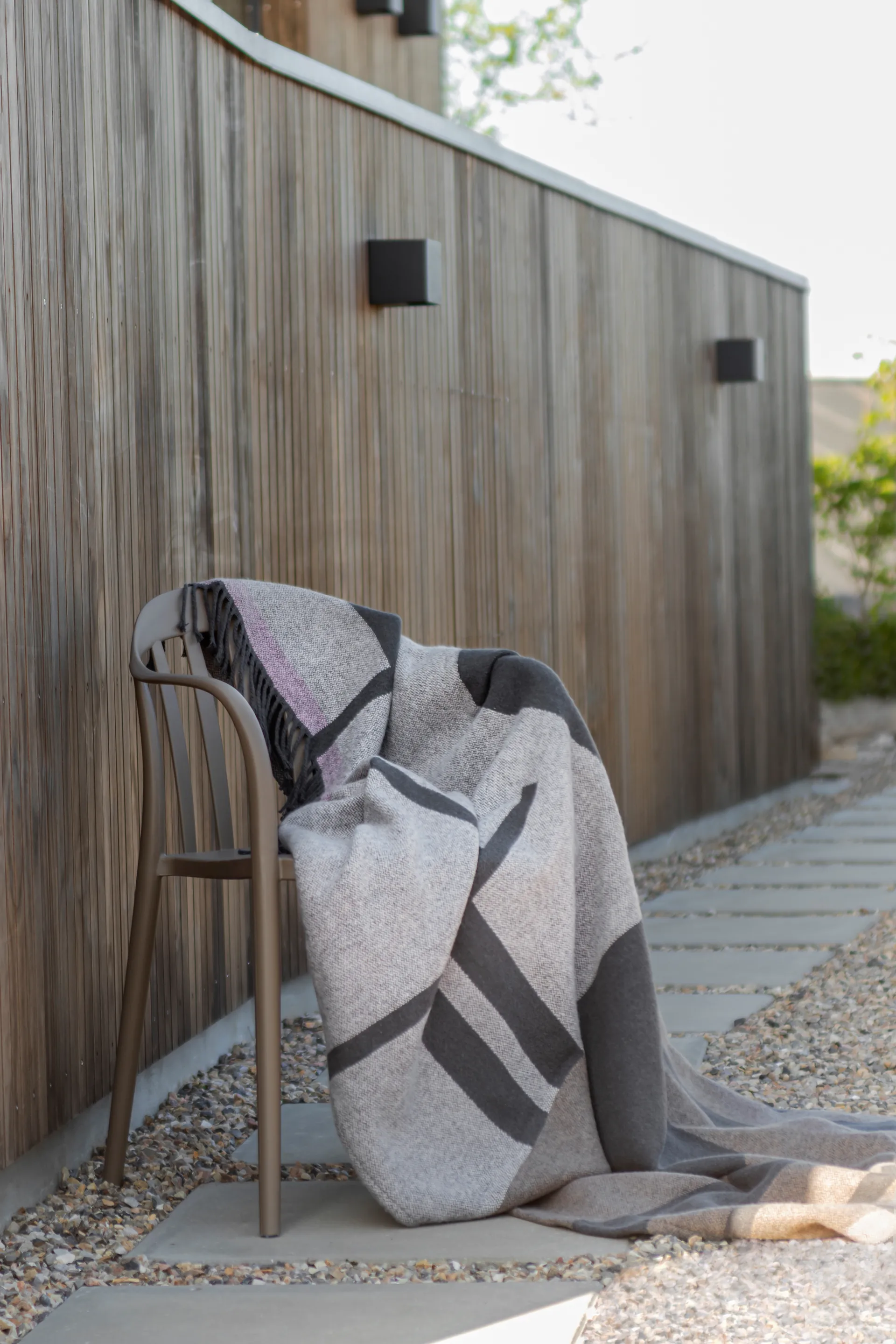 Bauhaus plaid 127x170 cm, Latte Mette Ditmer