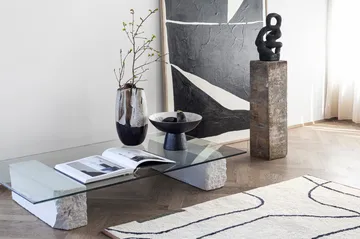 By Hand schaal op voet Ø31,5x20 cm - Off-white - Mette Ditmer