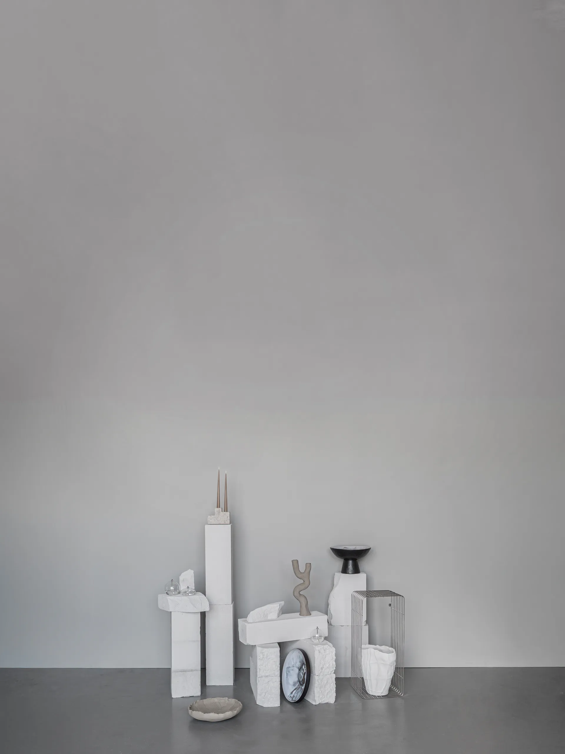 By Hand schaal op voet Ø31,5x20 cm, Off-white Mette Ditmer