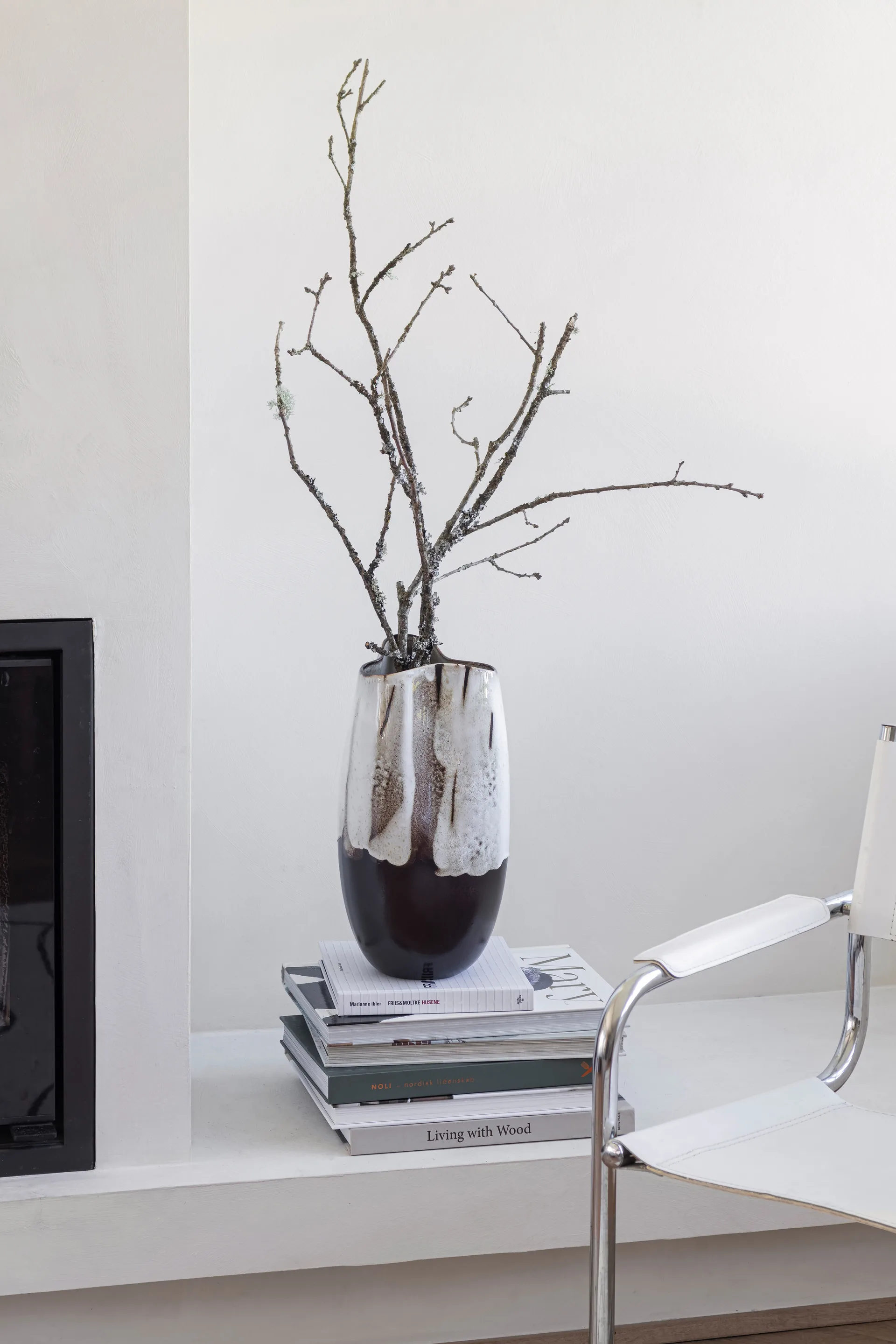 By Hand vaas large 38,5 cm, Off-white Mette Ditmer