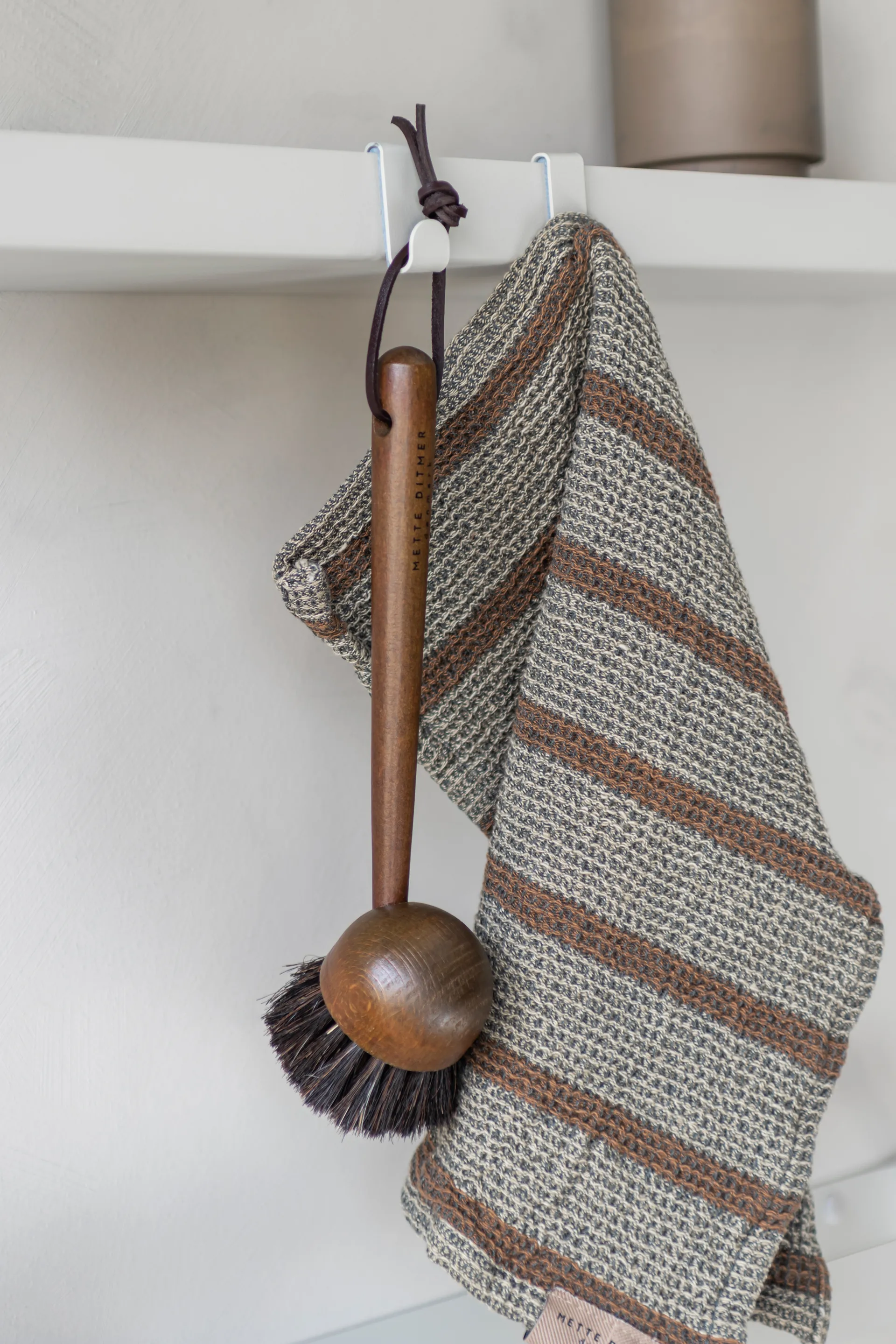 Carry haken 6-pack, Sand grey Mette Ditmer