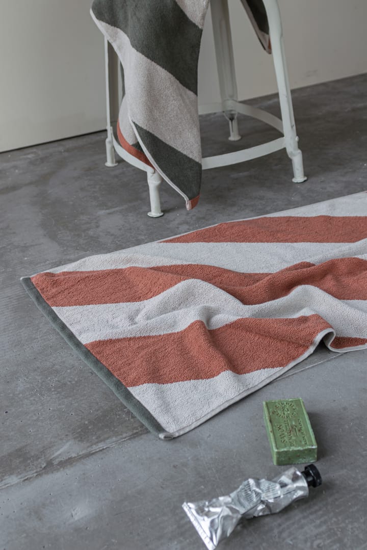 Diagonal badmat 50x80 cm, Baksteen Mette Ditmer