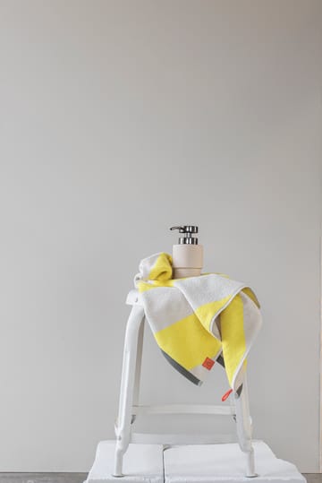 Diagonal handdoek - Geel, 70x133 cm - Mette Ditmer