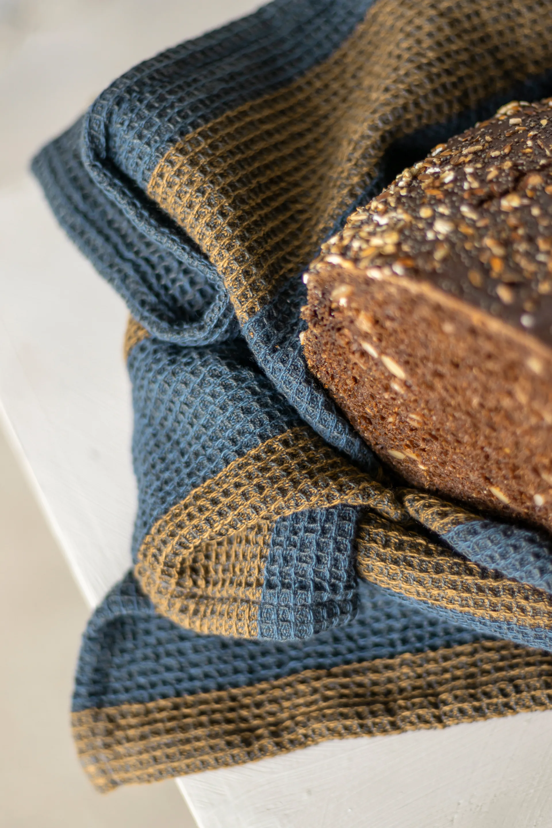 Elvira keukenhanddoek 50x70 cm, Ochre Mette Ditmer