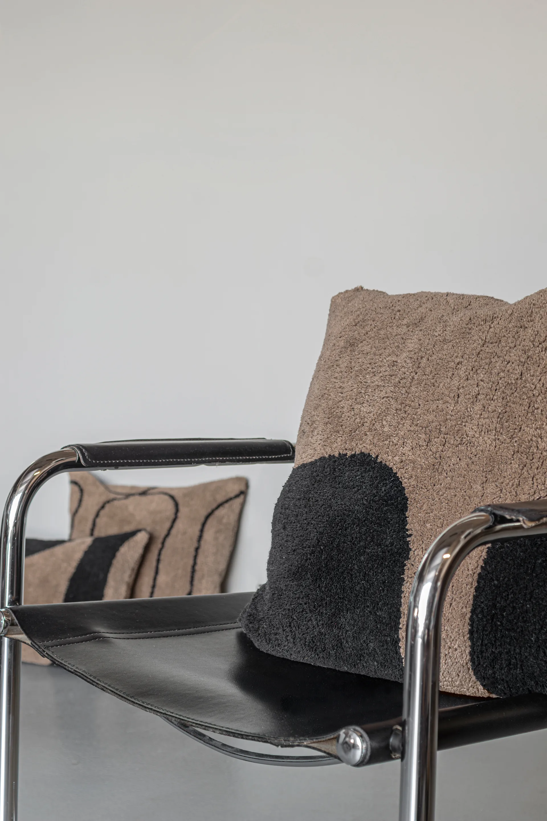 Figura tufted kussensloop 50x50 cm, Brown Mette Ditmer