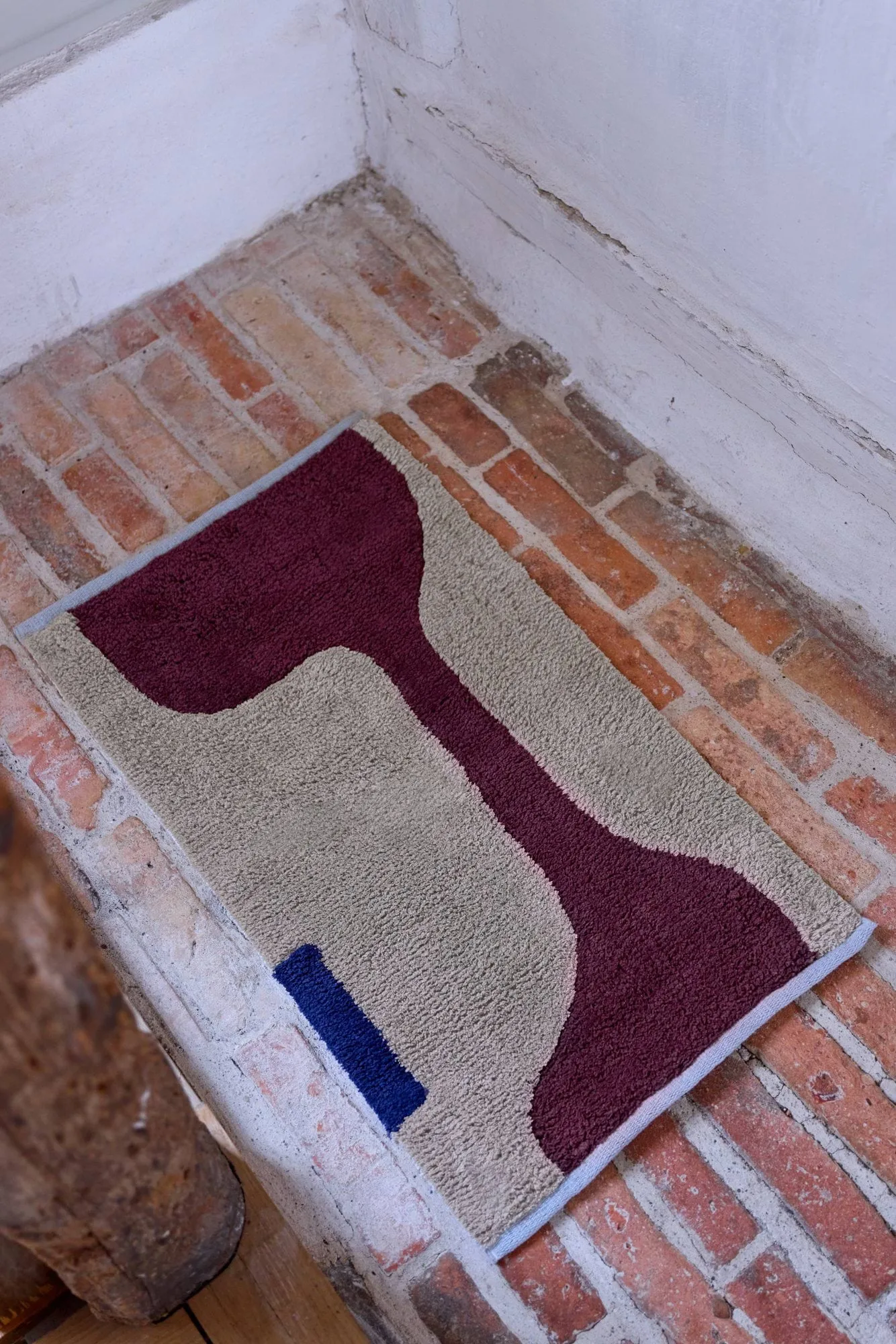 Figura vloerkleed, Rood-Beige, 70x150 cm Mette Ditmer