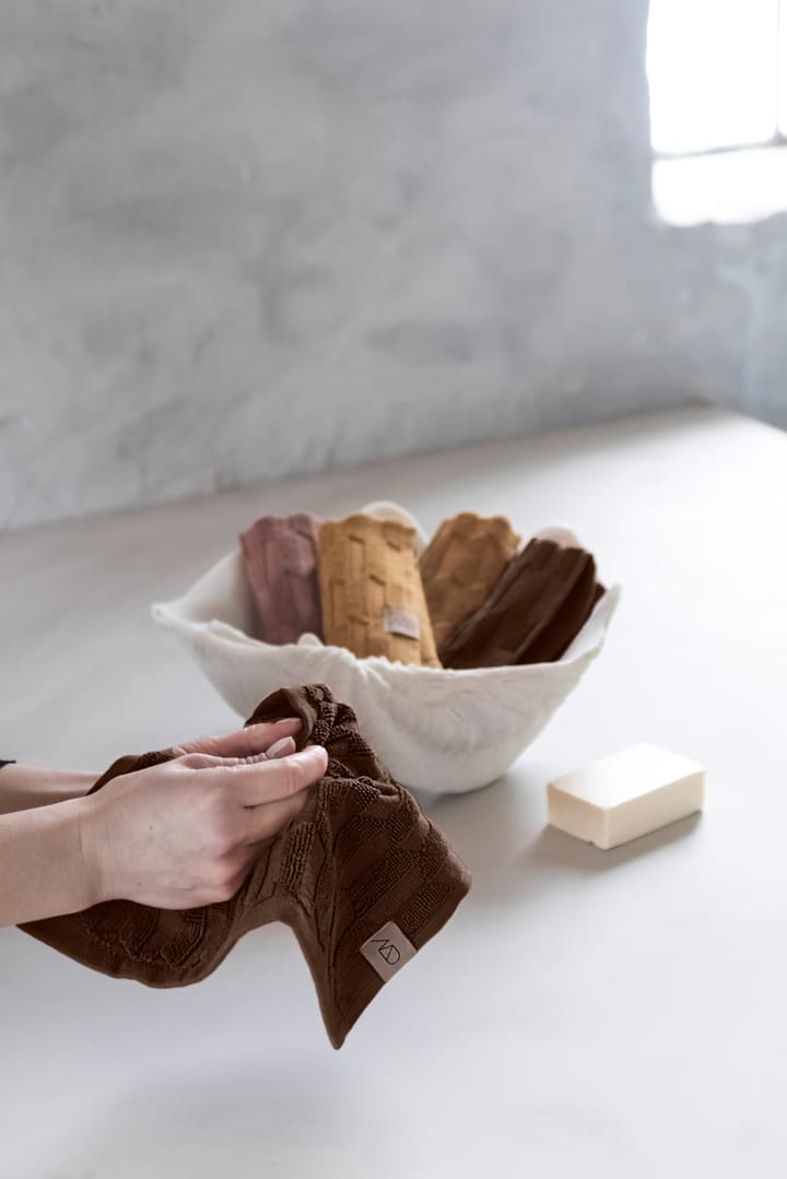 Geo handdoek 30x30 cm 3-pack, Chocolate Mette Ditmer