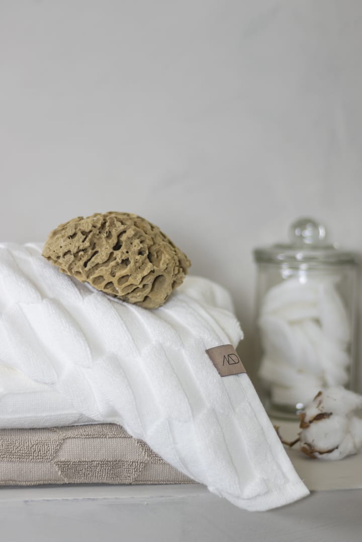 Geo handdoek 50x95 cm, Off white Mette Ditmer