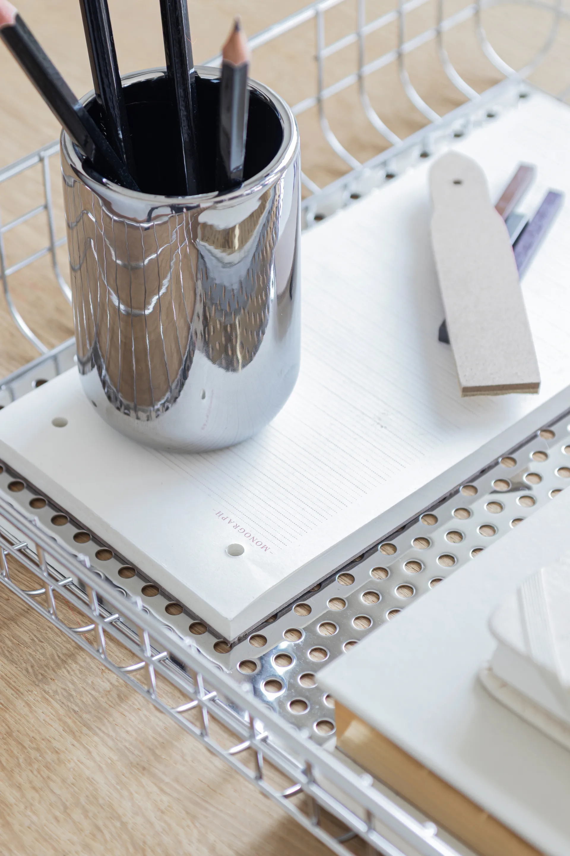 Lotus tandenborstelhouder, Chrome Mette Ditmer