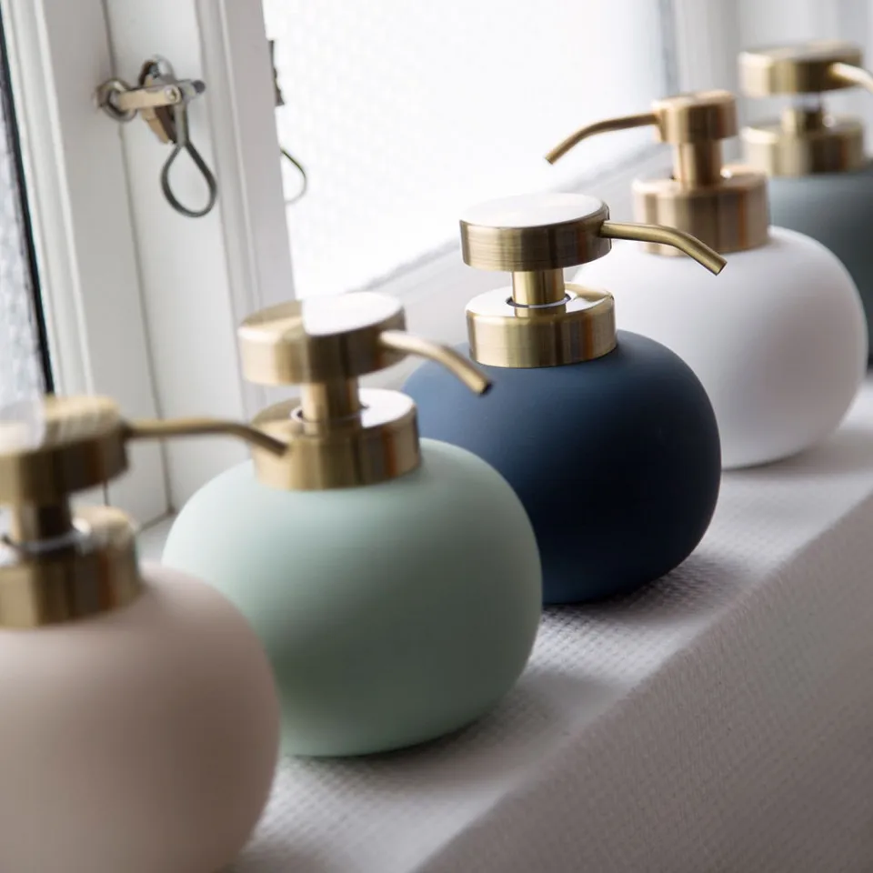 Lotus zeepdispenser, roze Mette Ditmer