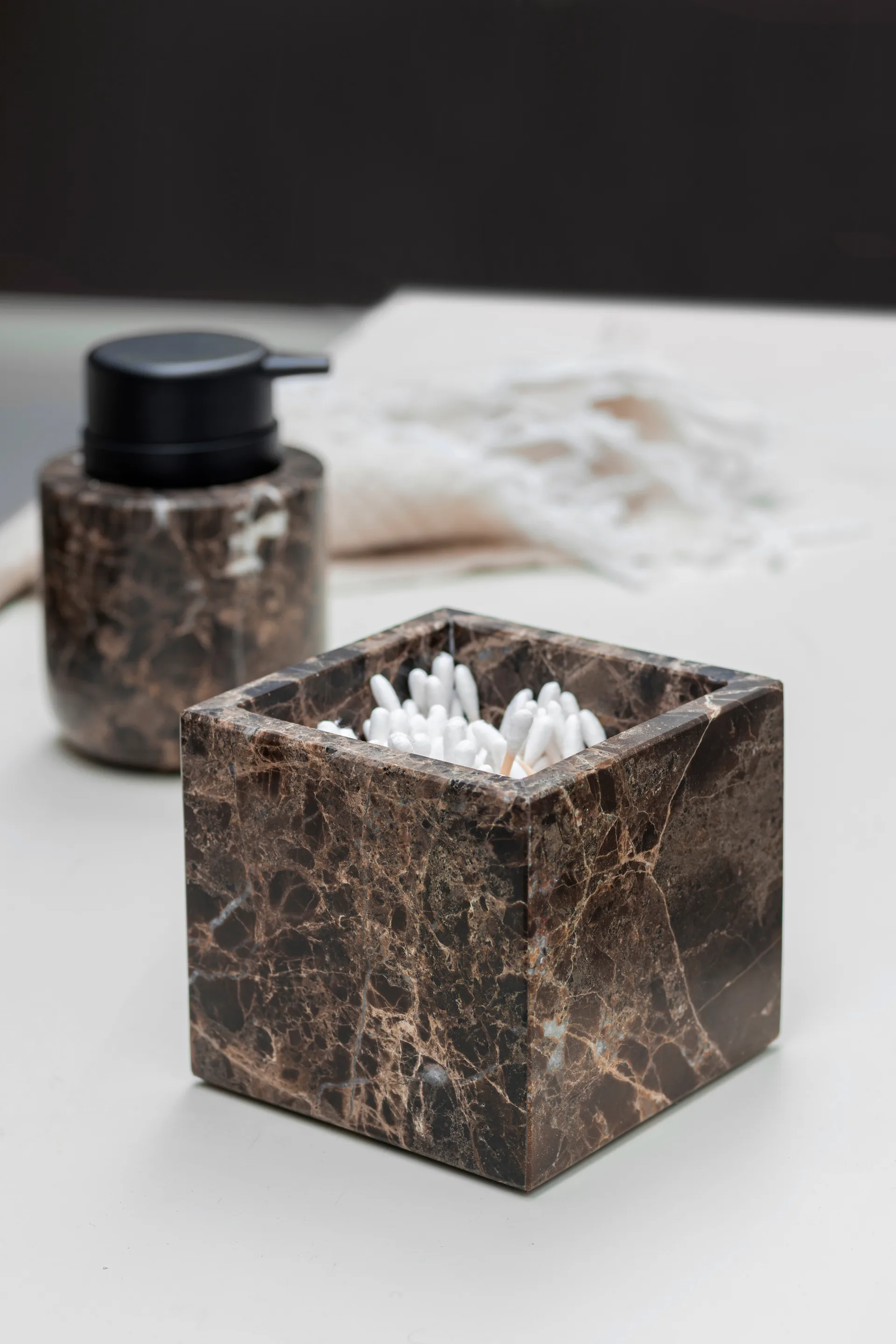 Marble cube 8,5x8,5 cm, Brown Mette Ditmer