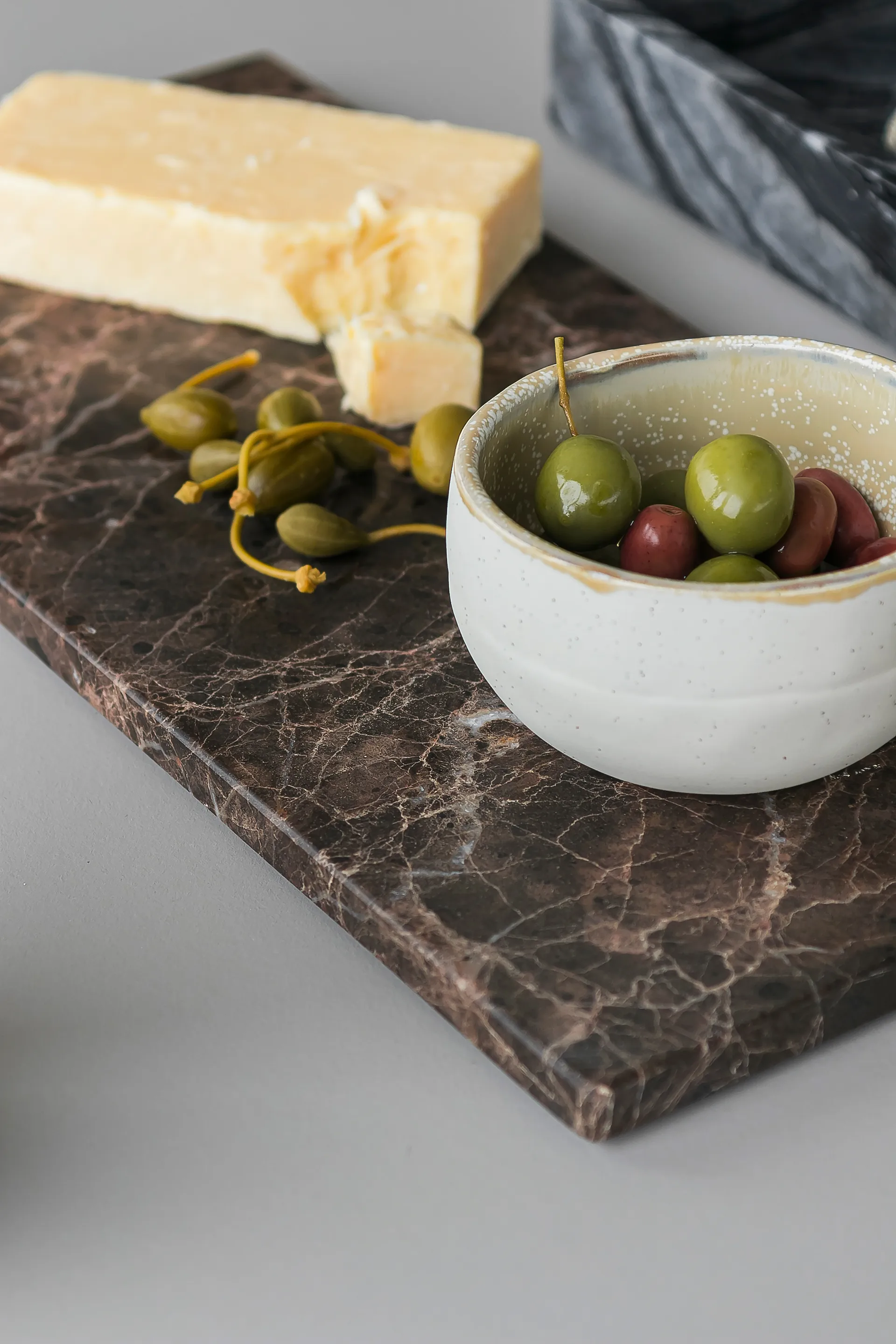 Marble dienblad large 18x38 cm, Brown Mette Ditmer