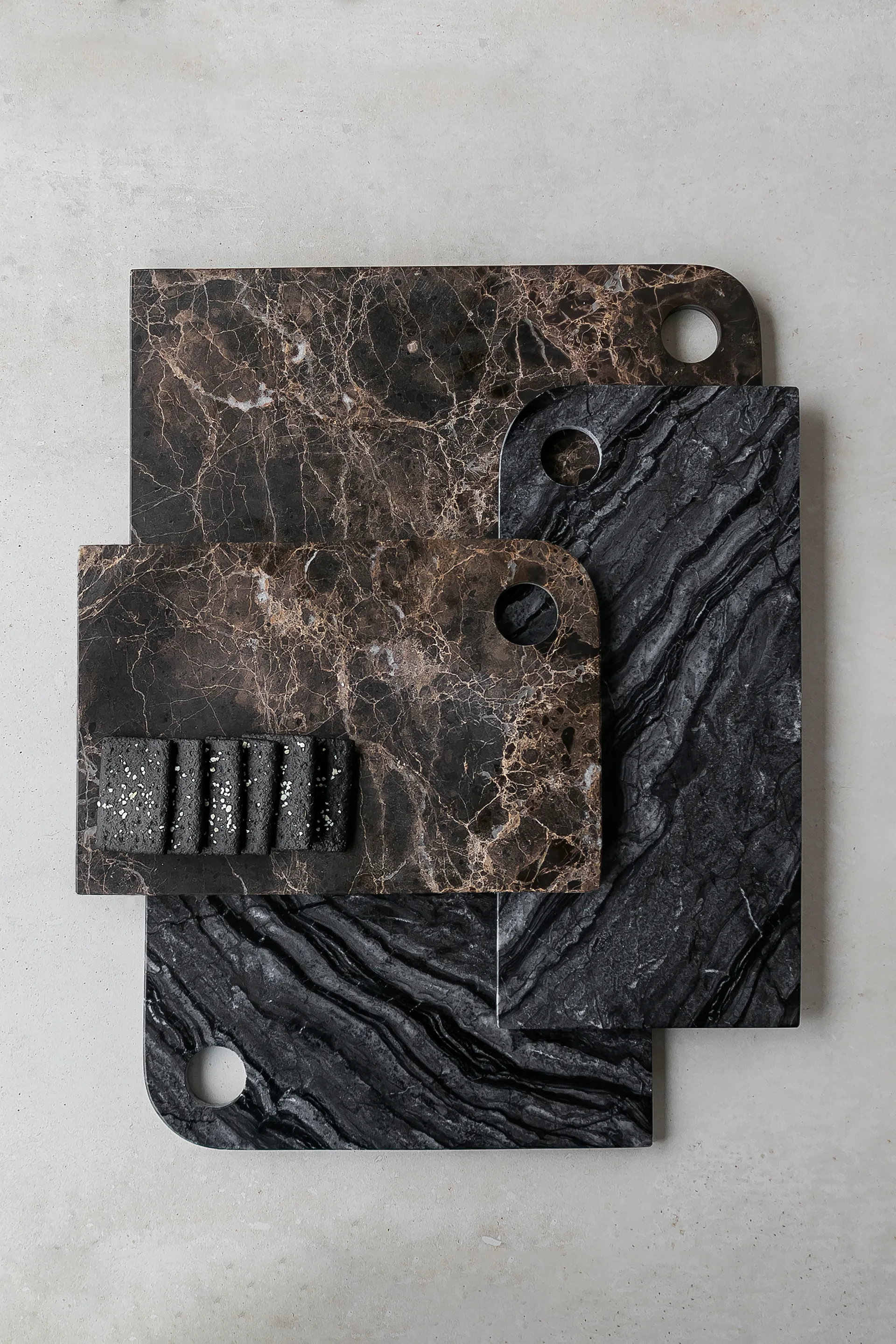 Marble dienblad medium 20x30 cm, Black-grey Mette Ditmer