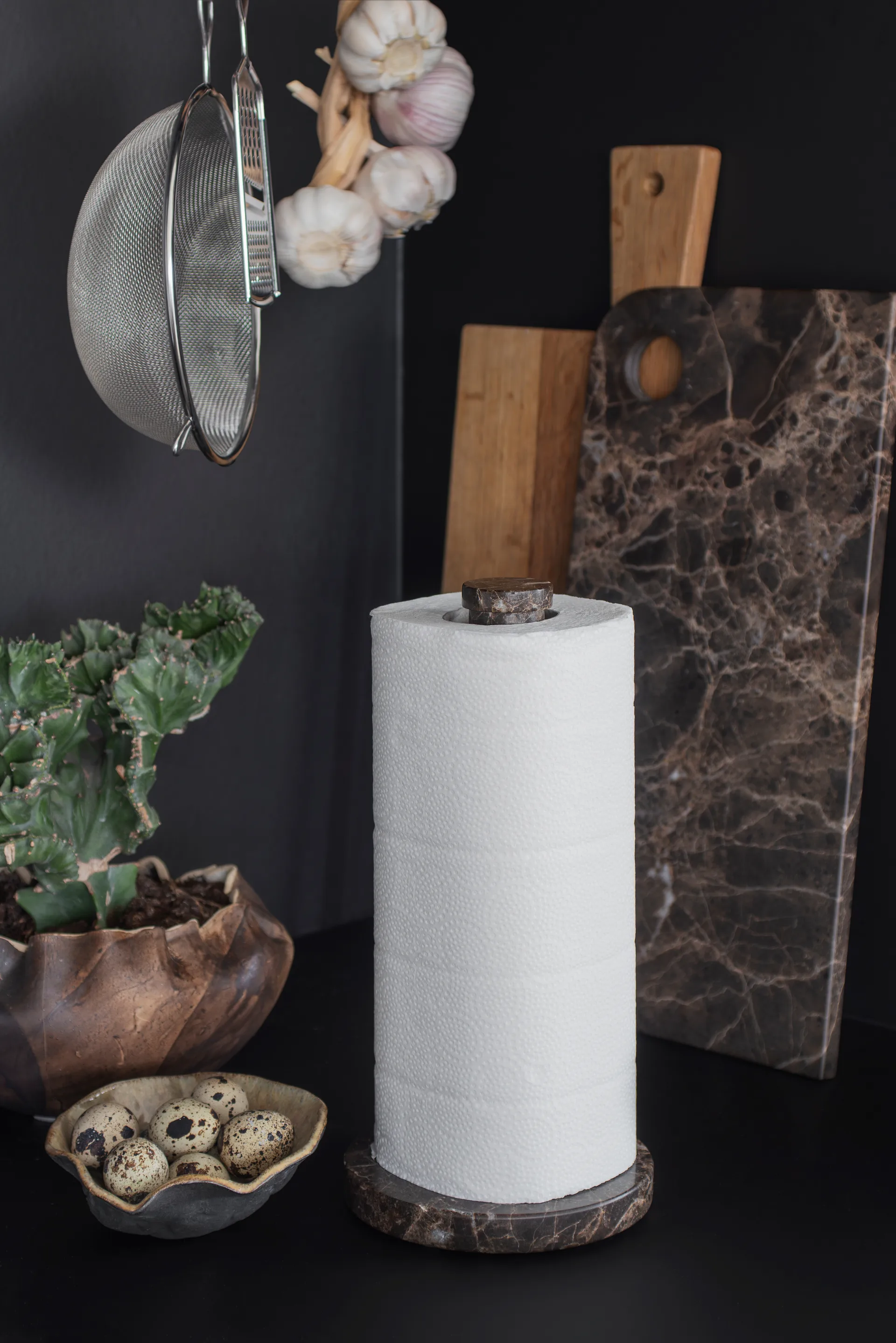 Marble keukenrolhouder, Brown Mette Ditmer