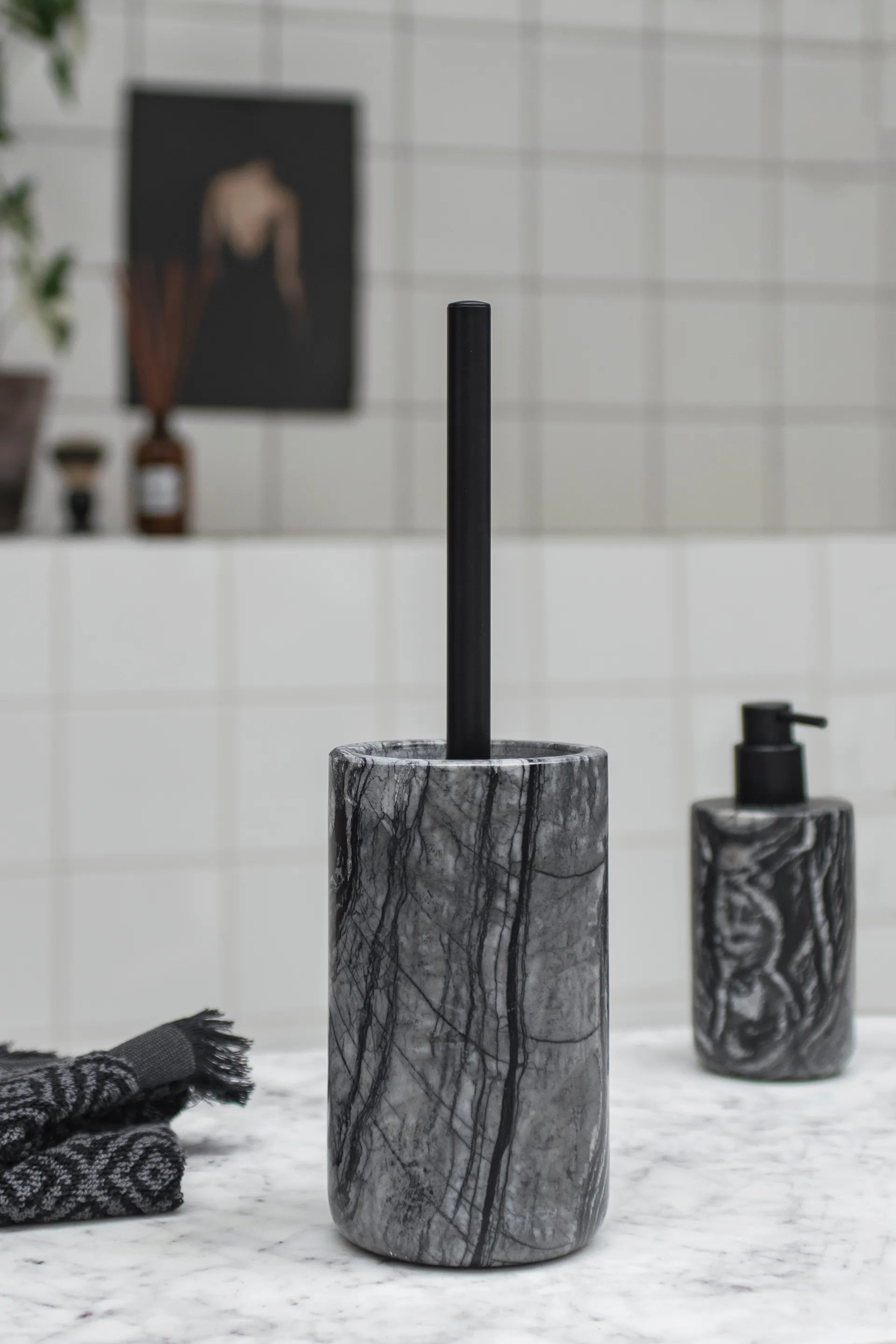 Marble wc-borstel 36 cm, Zwart-grijs Mette Ditmer