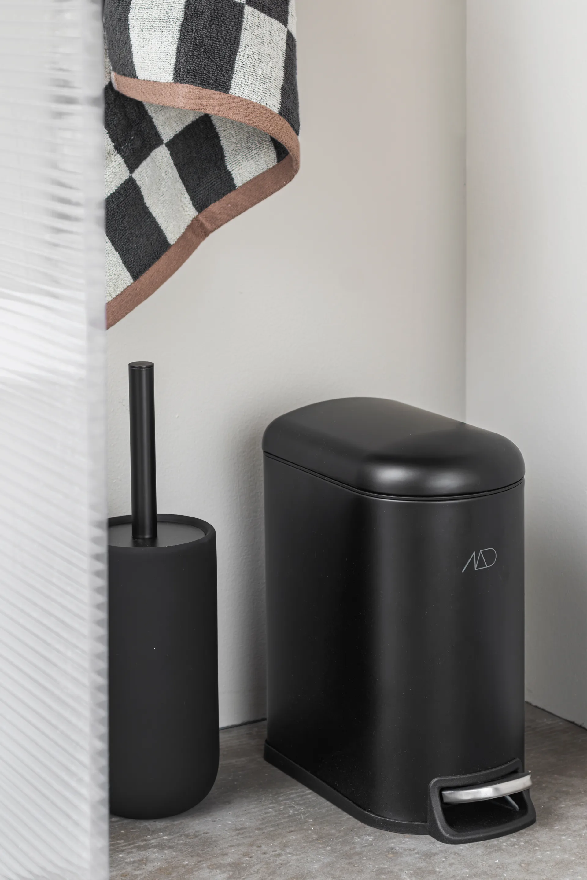 Mini-Walther pedaalemmer 5 L, Zwart Mette Ditmer