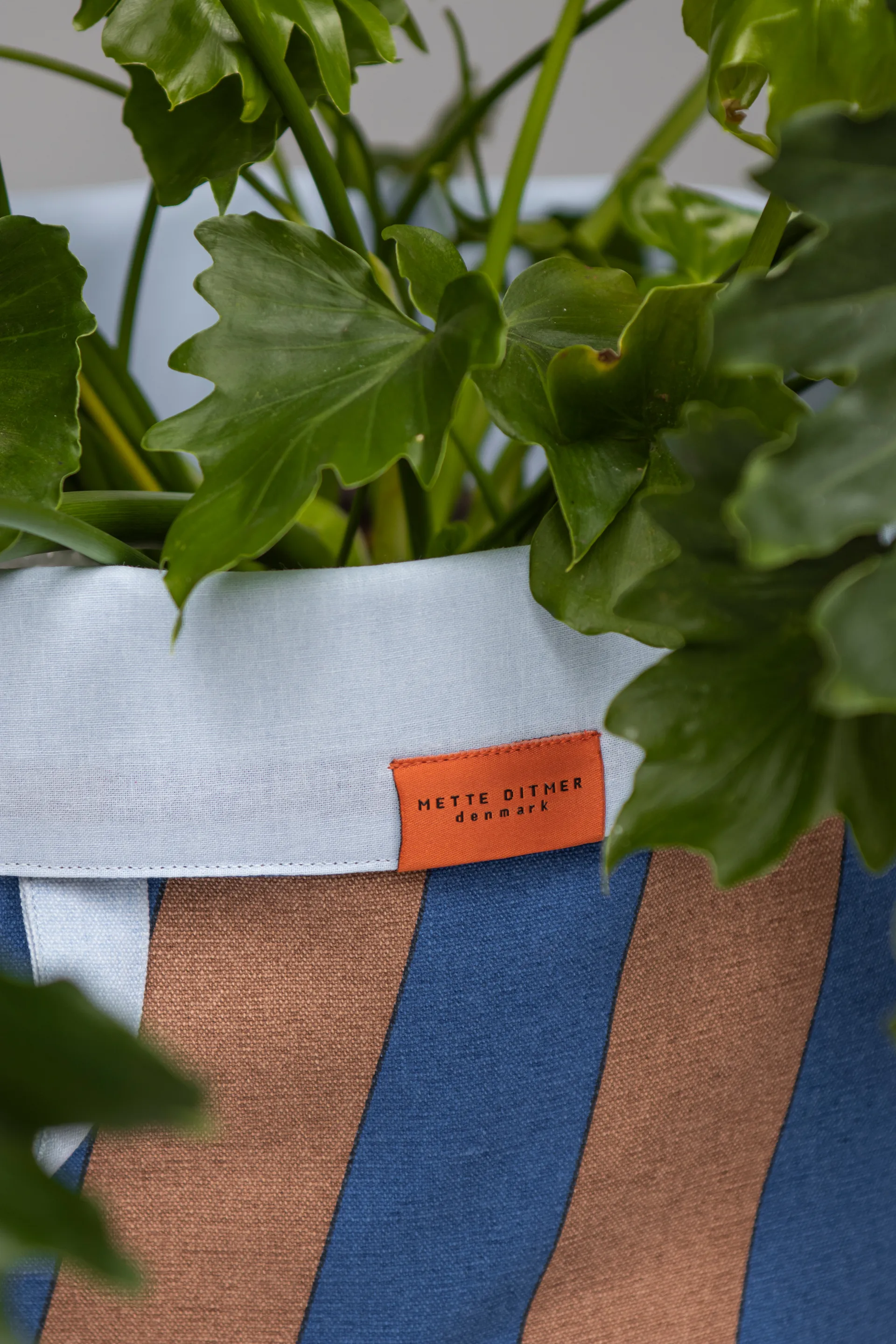 Nova Arte wasmand 40x40x50 cm, Cobalt-blush Mette Ditmer