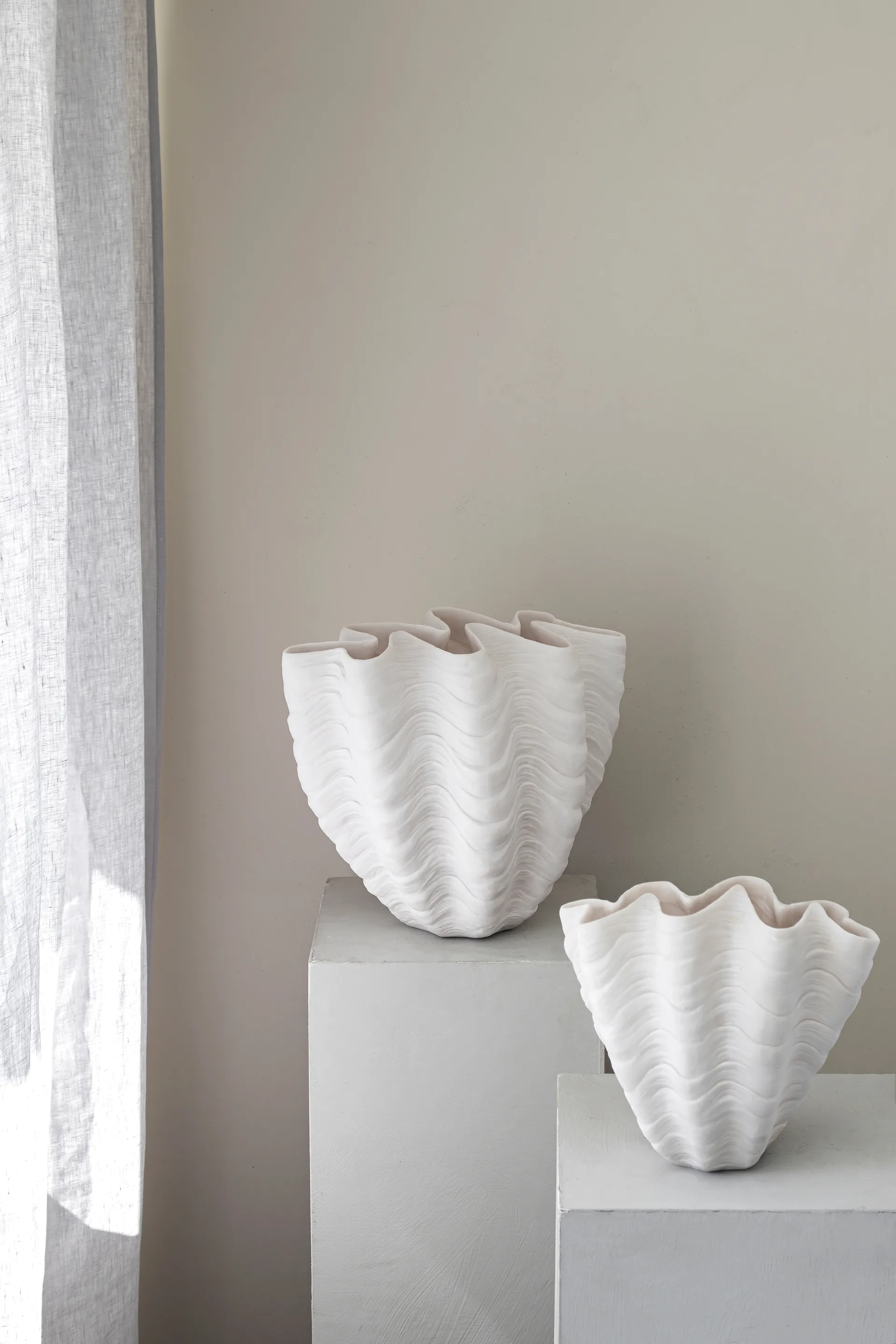 Shell vaas, Large, 30 cm, white Mette Ditmer