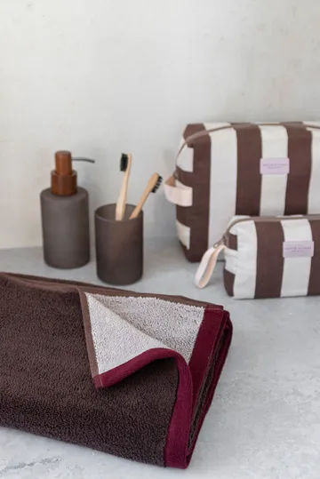 Soft badhanddoek 70x133 cm - Brown-sand - Mette Ditmer