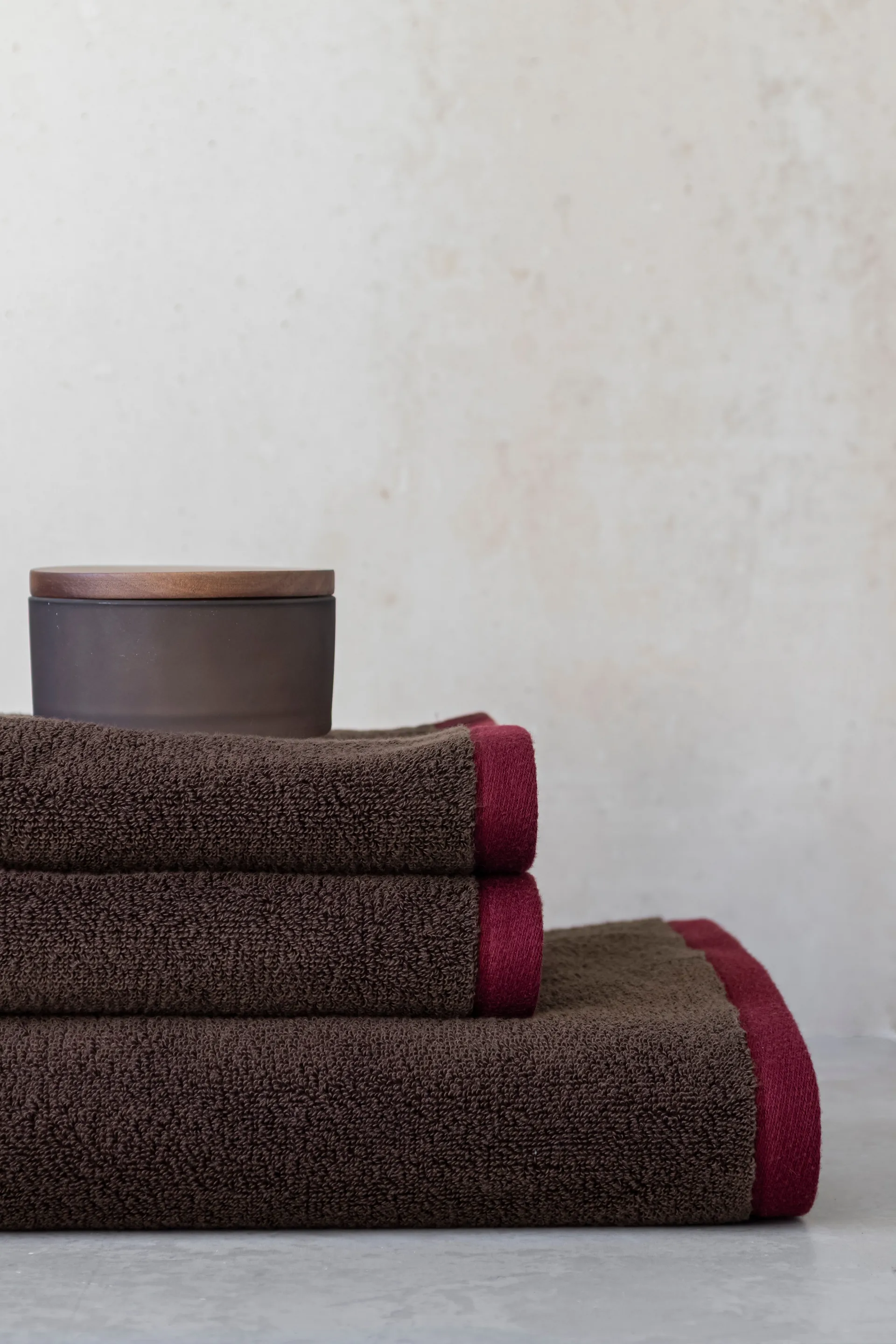 Soft badhanddoek 70x133 cm, Brown-sand Mette Ditmer