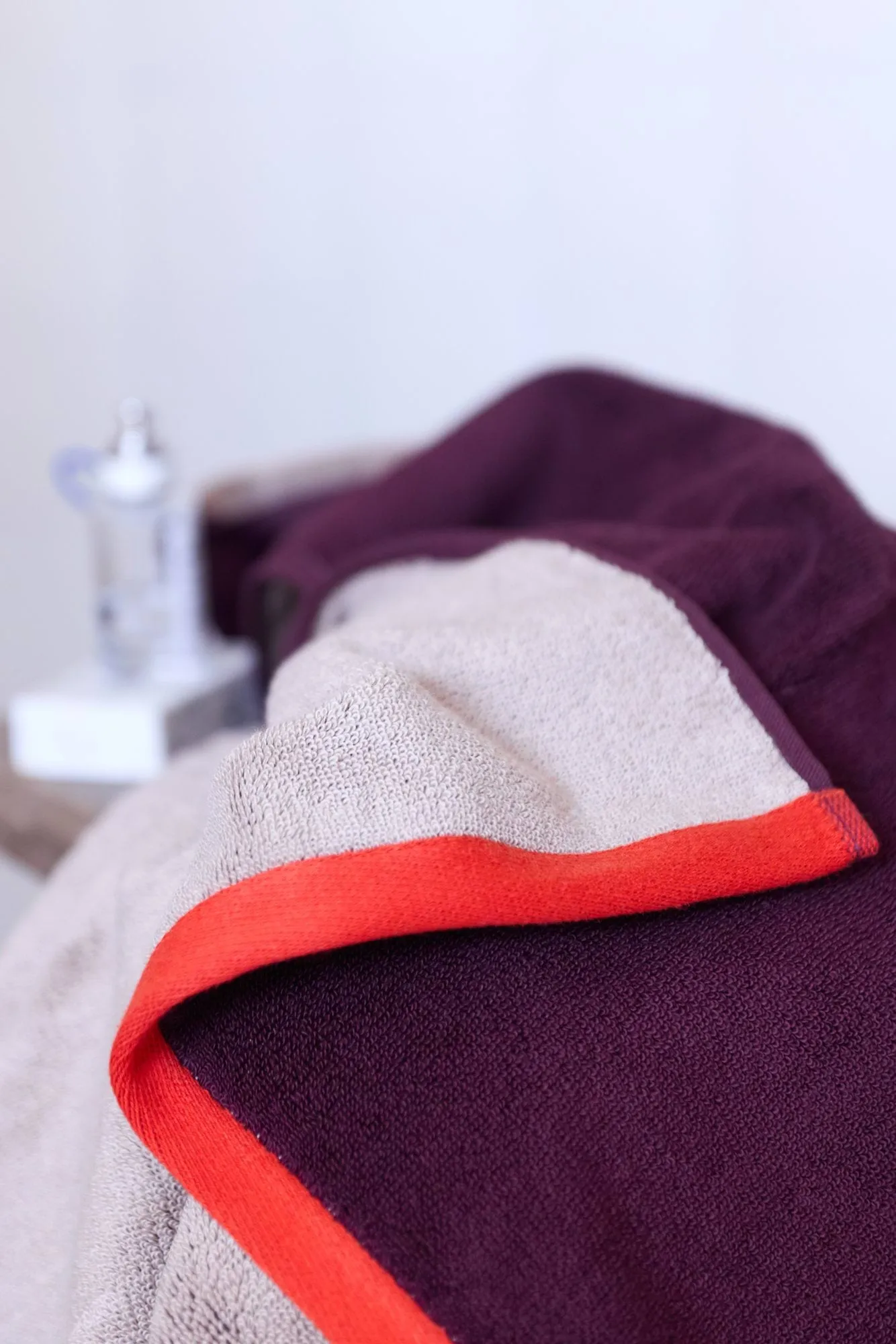 Soft gastendoek 40x55 cm 2-pack, Rood-Grijs (rood-grijs), 40x55 cm Mette Ditmer