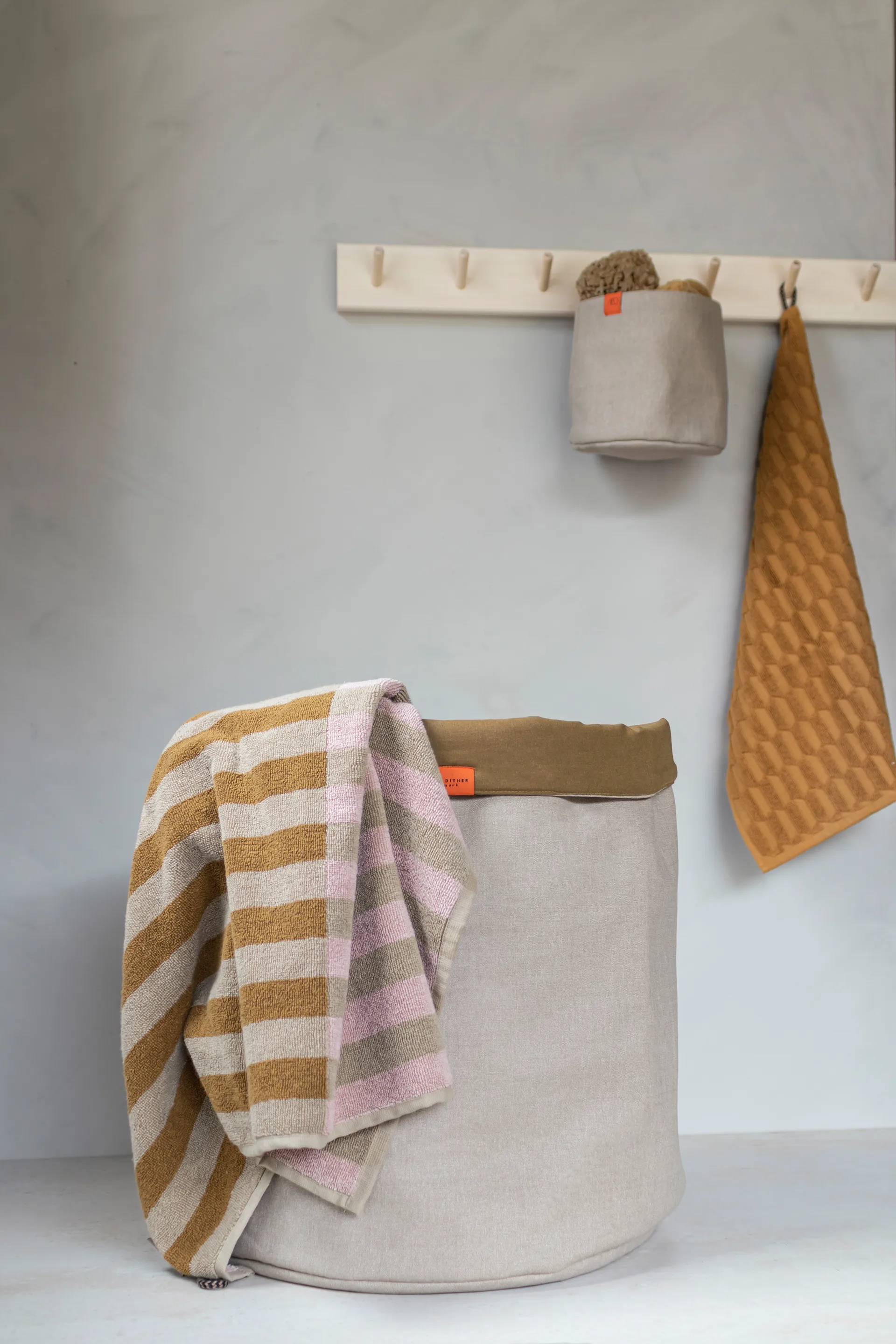 Sort It wasmand, Sand Mette Ditmer