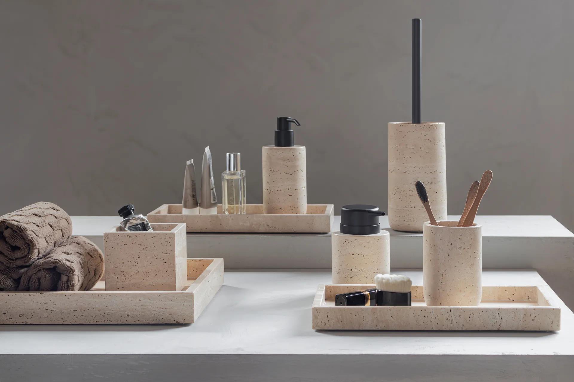 Travertine toiletborstel 36 cm, Linnen Mette Ditmer