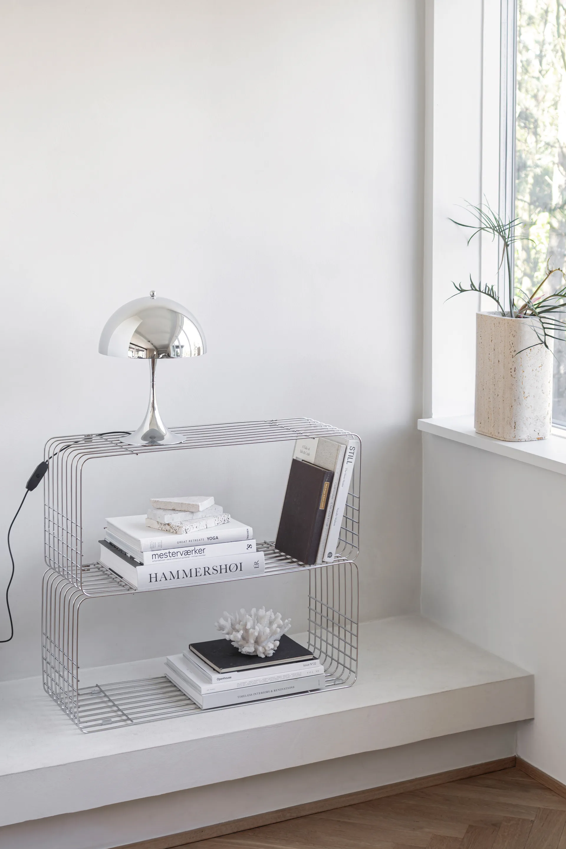 Wire wandplank, Chrome, 31x70x26 cm Mette Ditmer