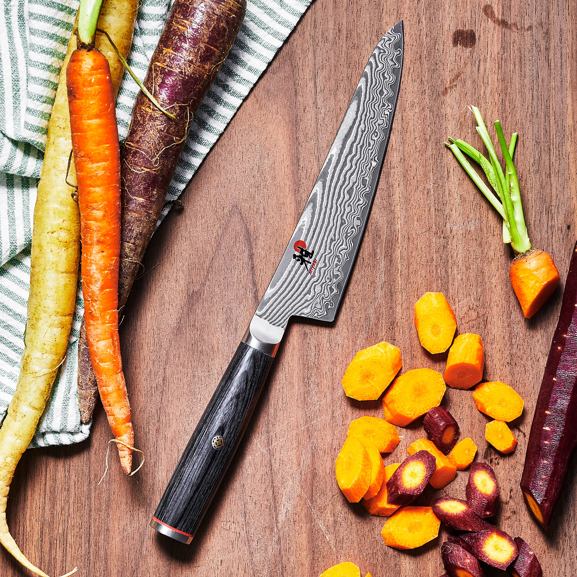 Raw 5000FCD shotoh schaalmes 14 cm, Damascus-zwart Miyabi