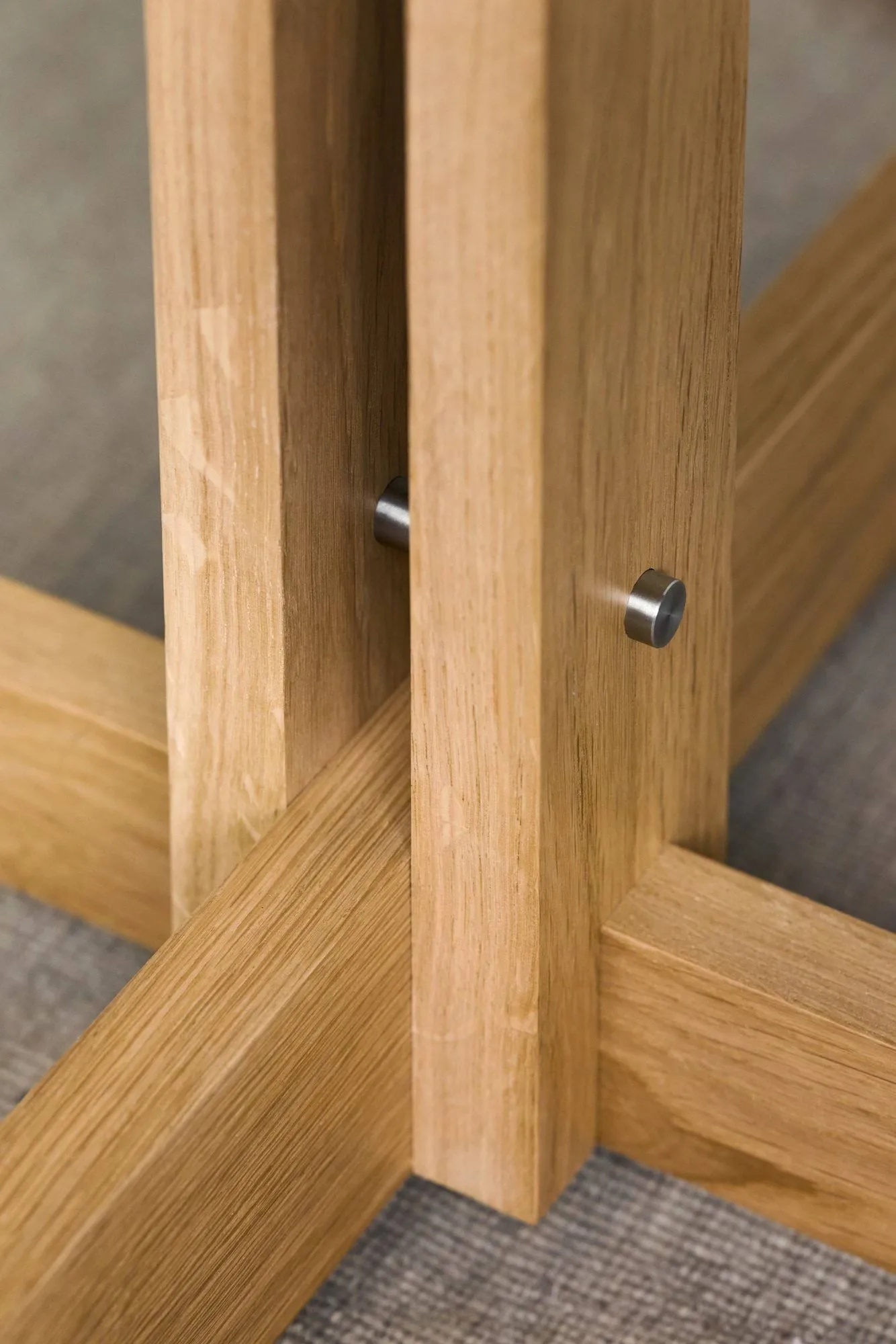 KUMU cafétafel, Geolied eiken, Ø65 cm MOEBE