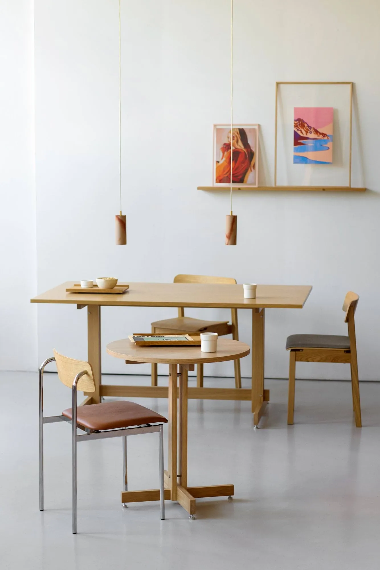 KUMU cafétafel, Geolied eiken, Ø65 cm MOEBE