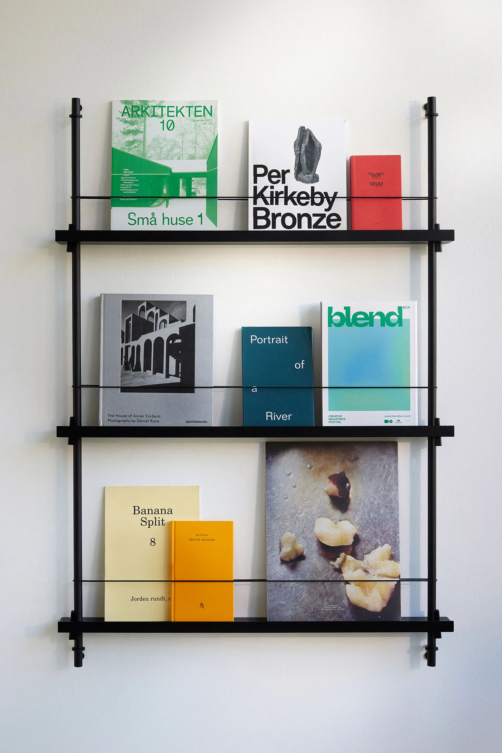 Magazine Shelving tijdschriftrek, Gerookt eiken-wit, 85x115x7 cm, MS.115.1 MOEBE