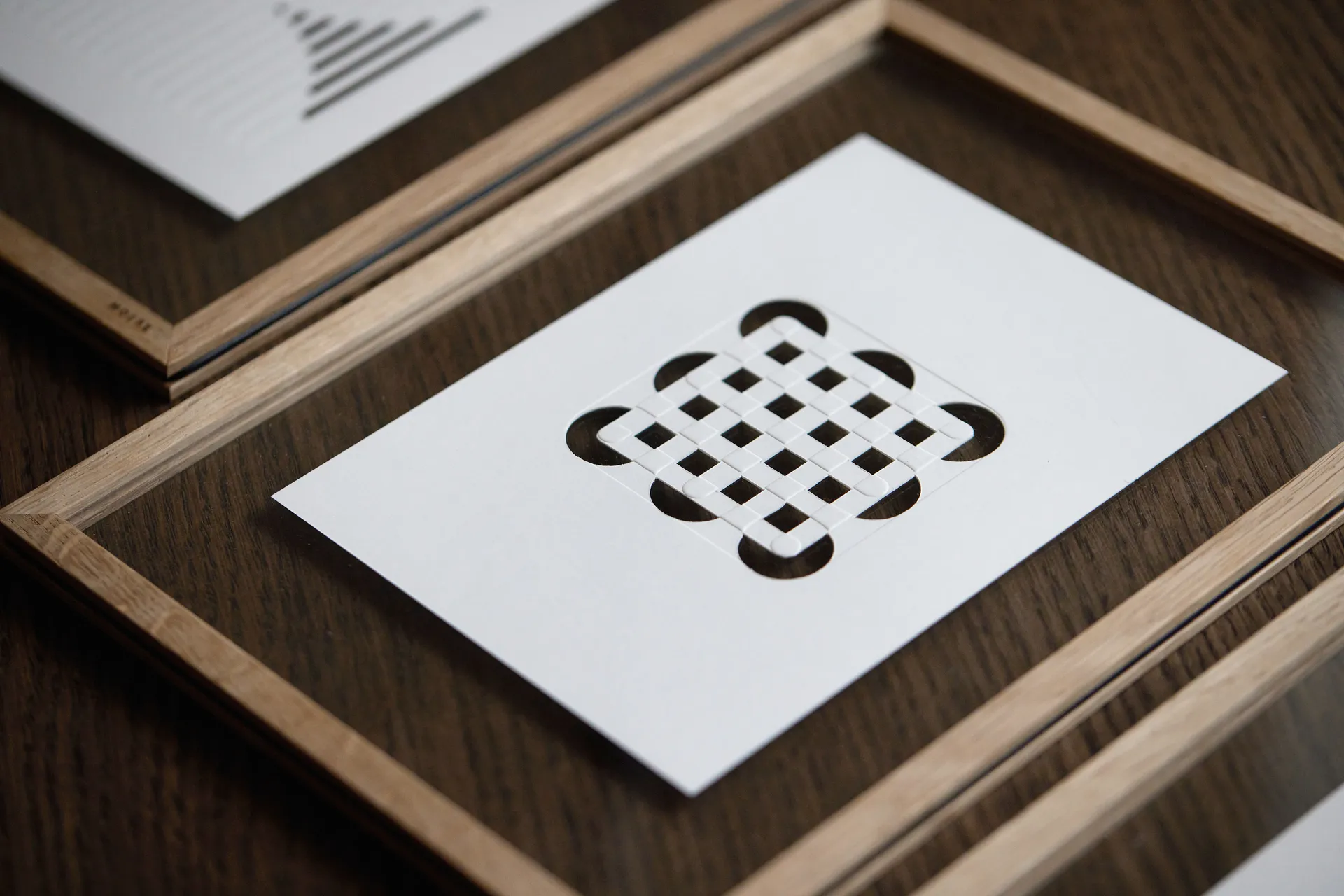 Relief kunstwerk circles & squares 14,8x21 cm, Off White MOEBE