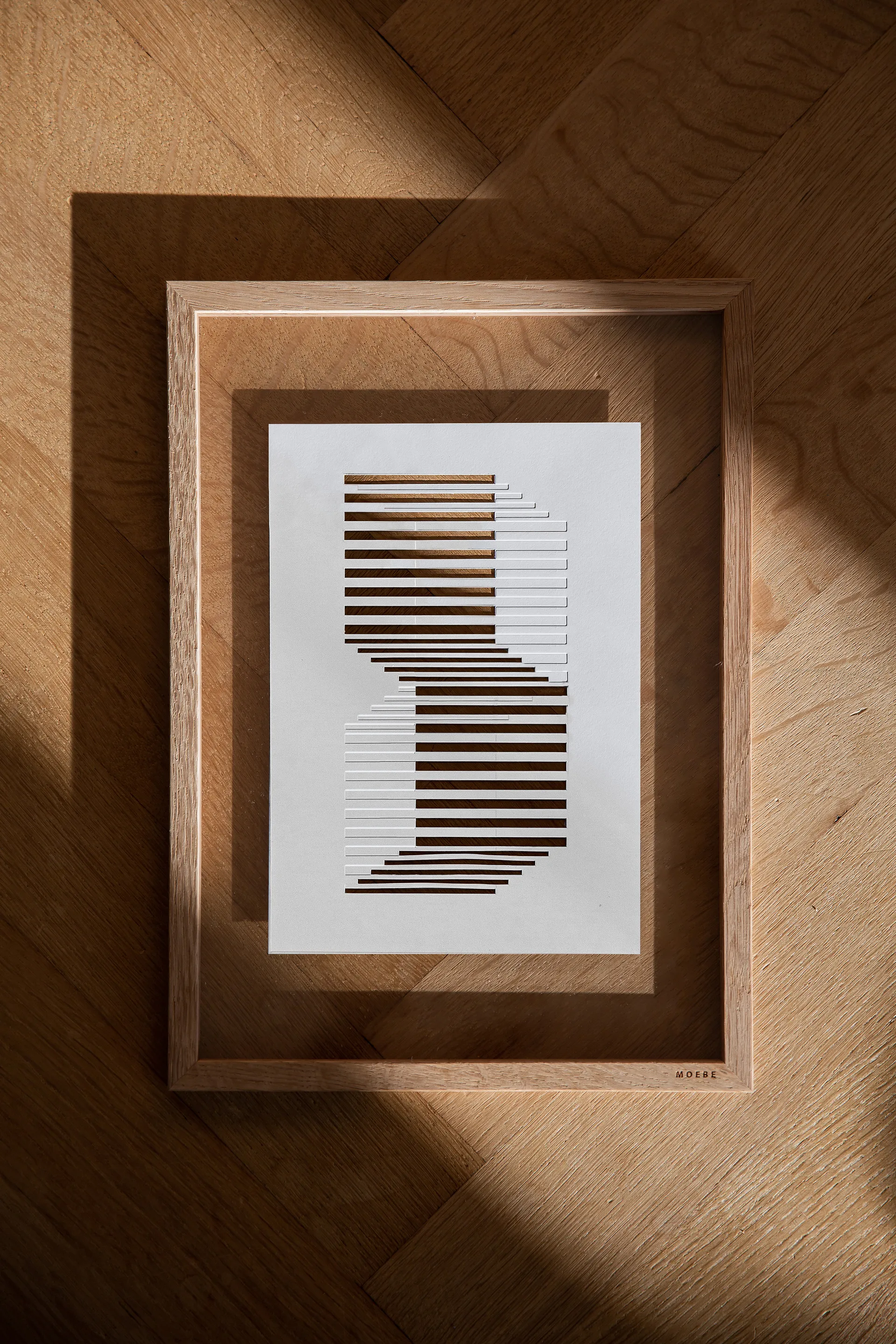 Relief kunstwerk shifted lines 14,8x21 cm, Off White MOEBE