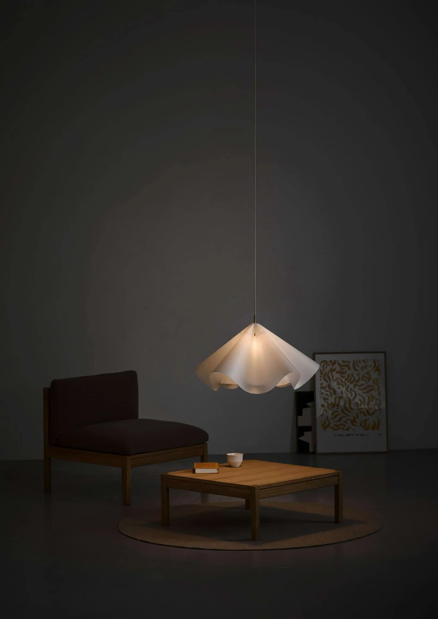 Sinuate hanglamp, White-brass, groot Ø75x40 cm MOEBE