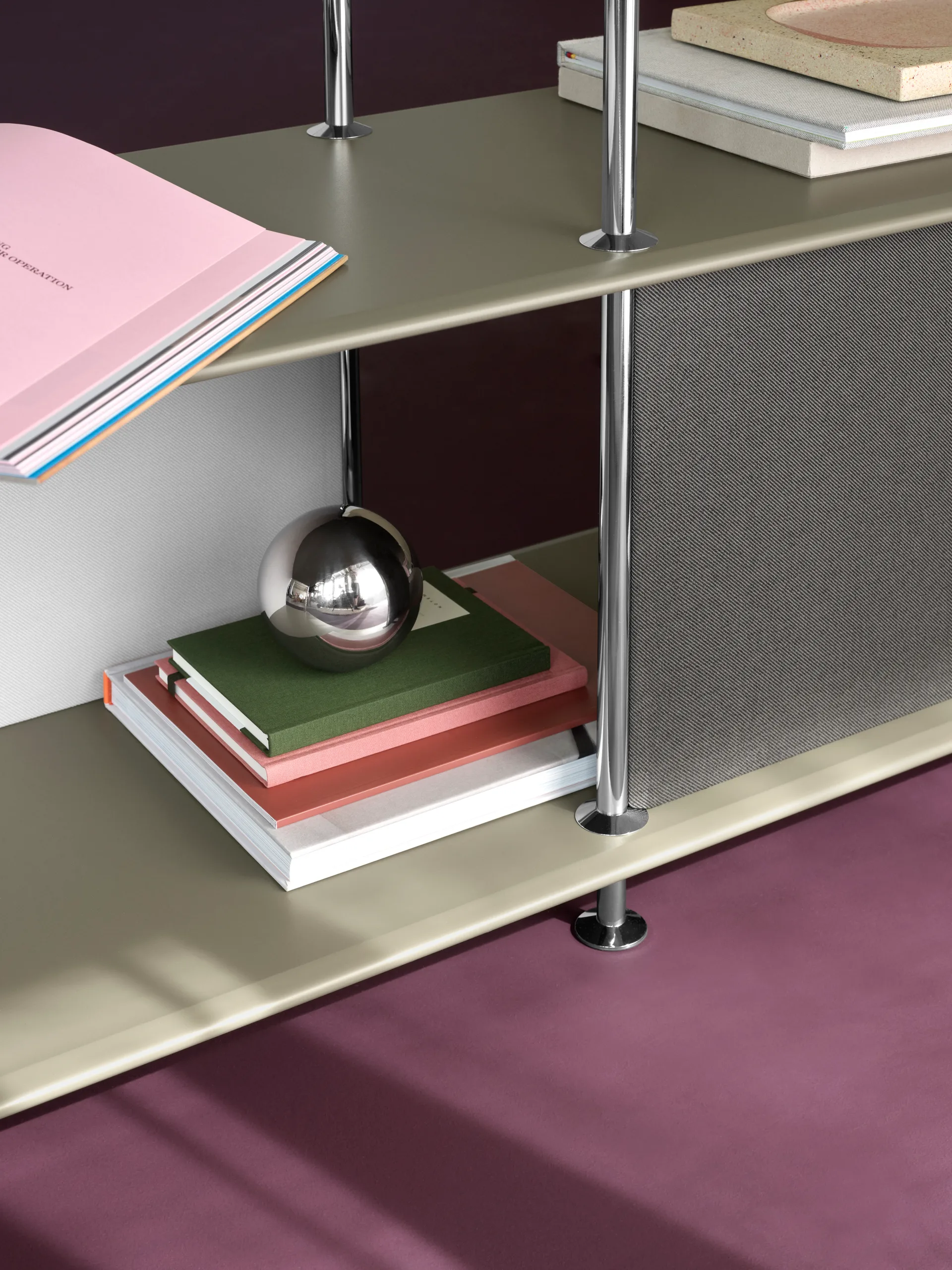 Montana Free 555000 plank, 144 Fennel structured-chrome Montana