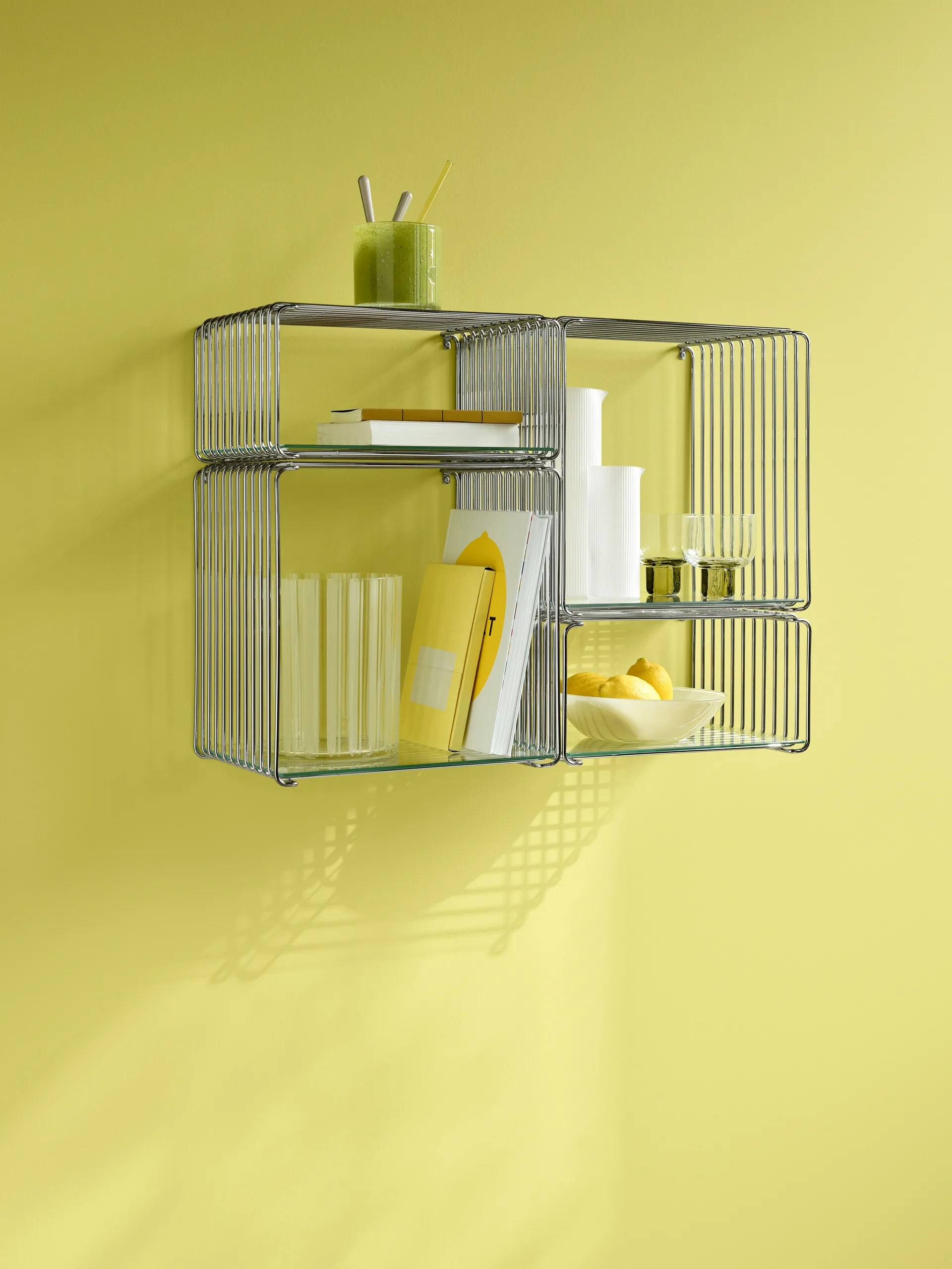 Panton Wire Half Height plank 34,8x17,2x25,7 cm, Chrome Montana