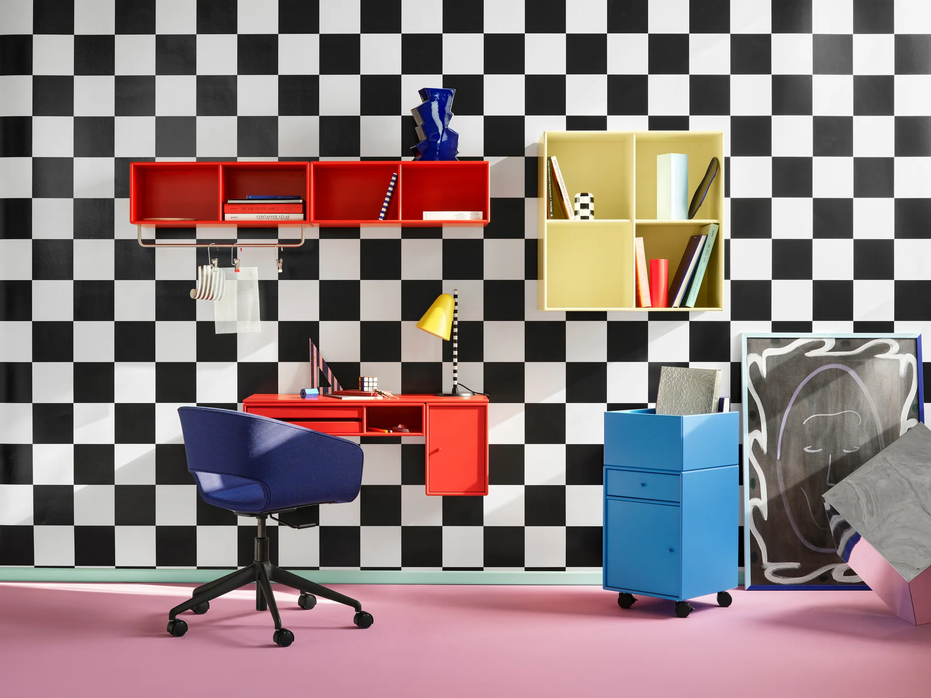 SHOW rek 69,6x69,6 cm, sokkel 7 cm, 159-Camomile Montana