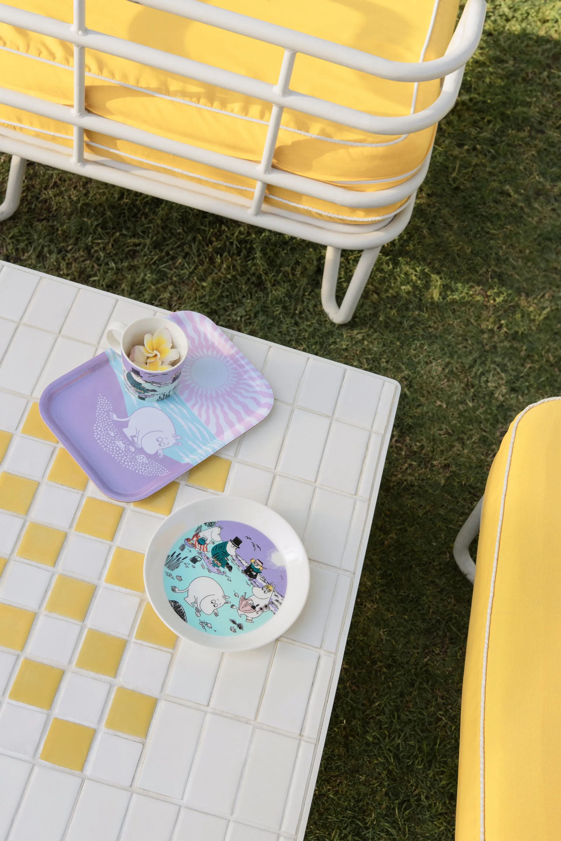 Moomin bord  2025 Beach day, Ø19,5 cm Moomin Arabia