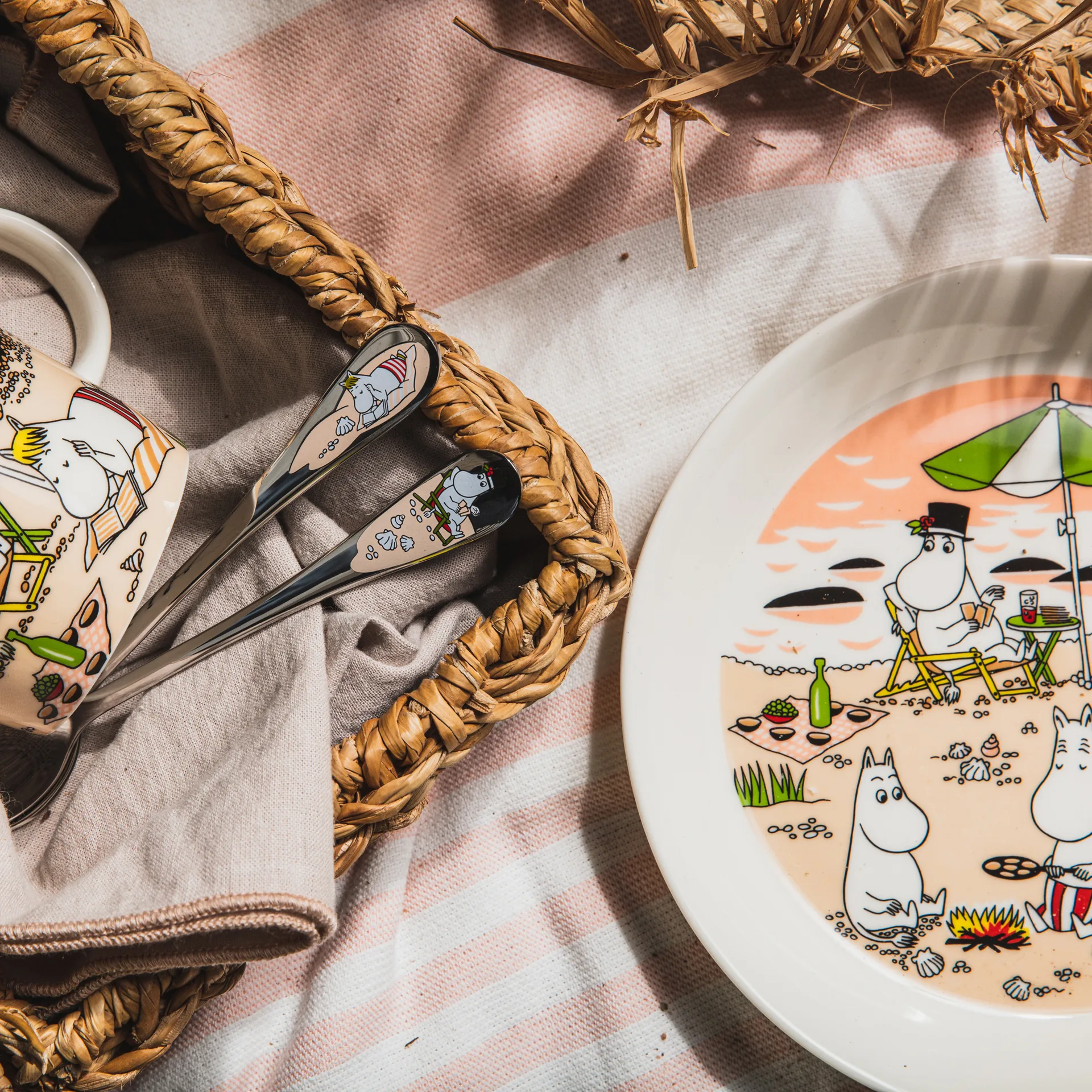 Samen Moomin bord 2021, 19 cm Moomin Arabia