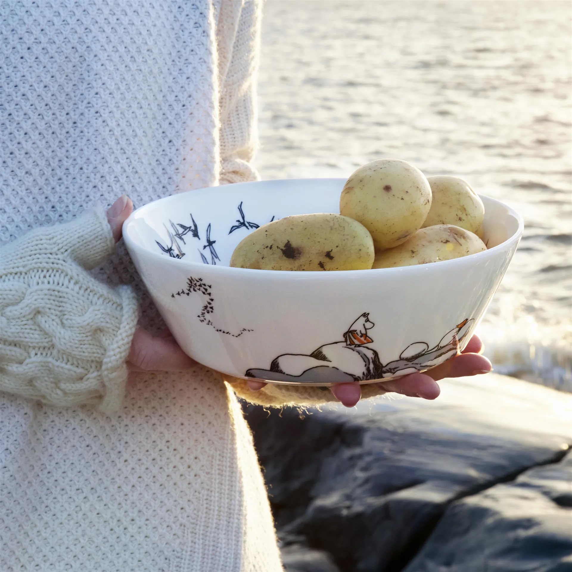 True to it's origins Moomin serveerschaal, 23 cm Moomin Arabia