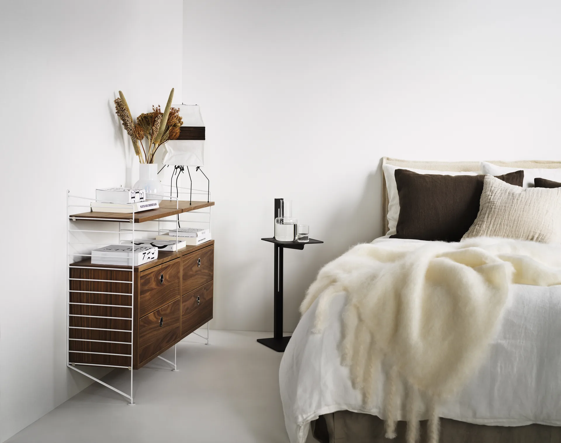 Museum bijzettafel, Zwart Museum