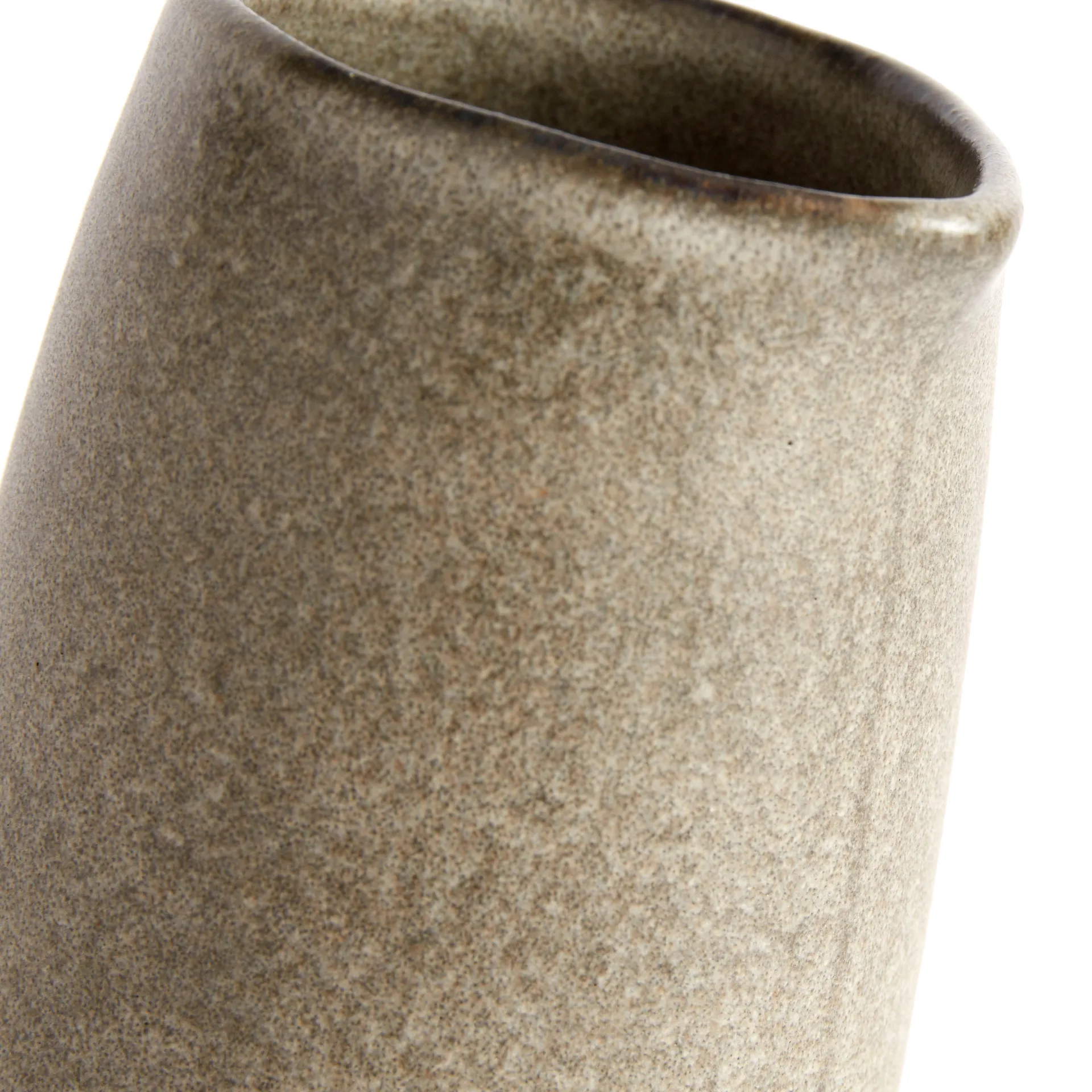 Mame karaf S, Oester MUUBS